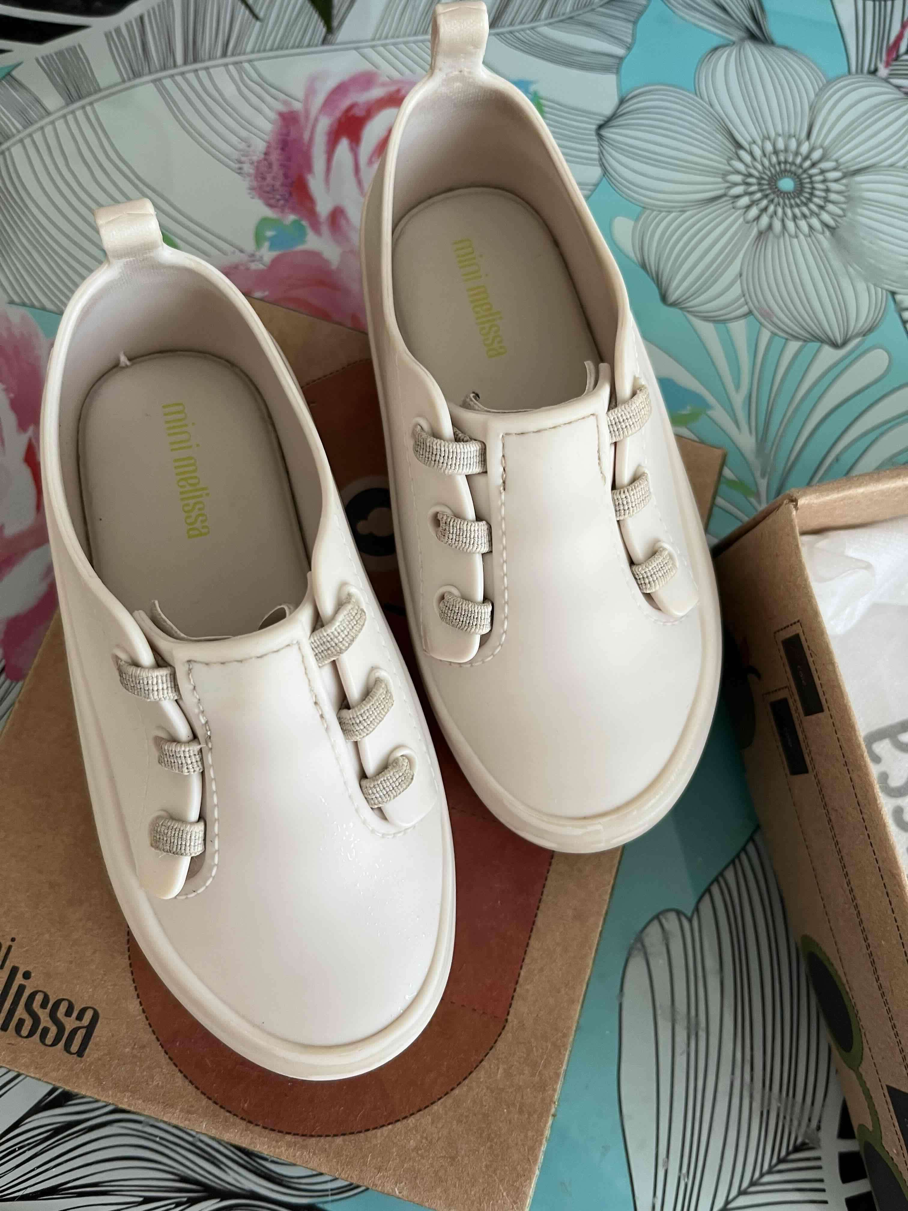 Zapatos Mini Melissa beige - miniatura 1