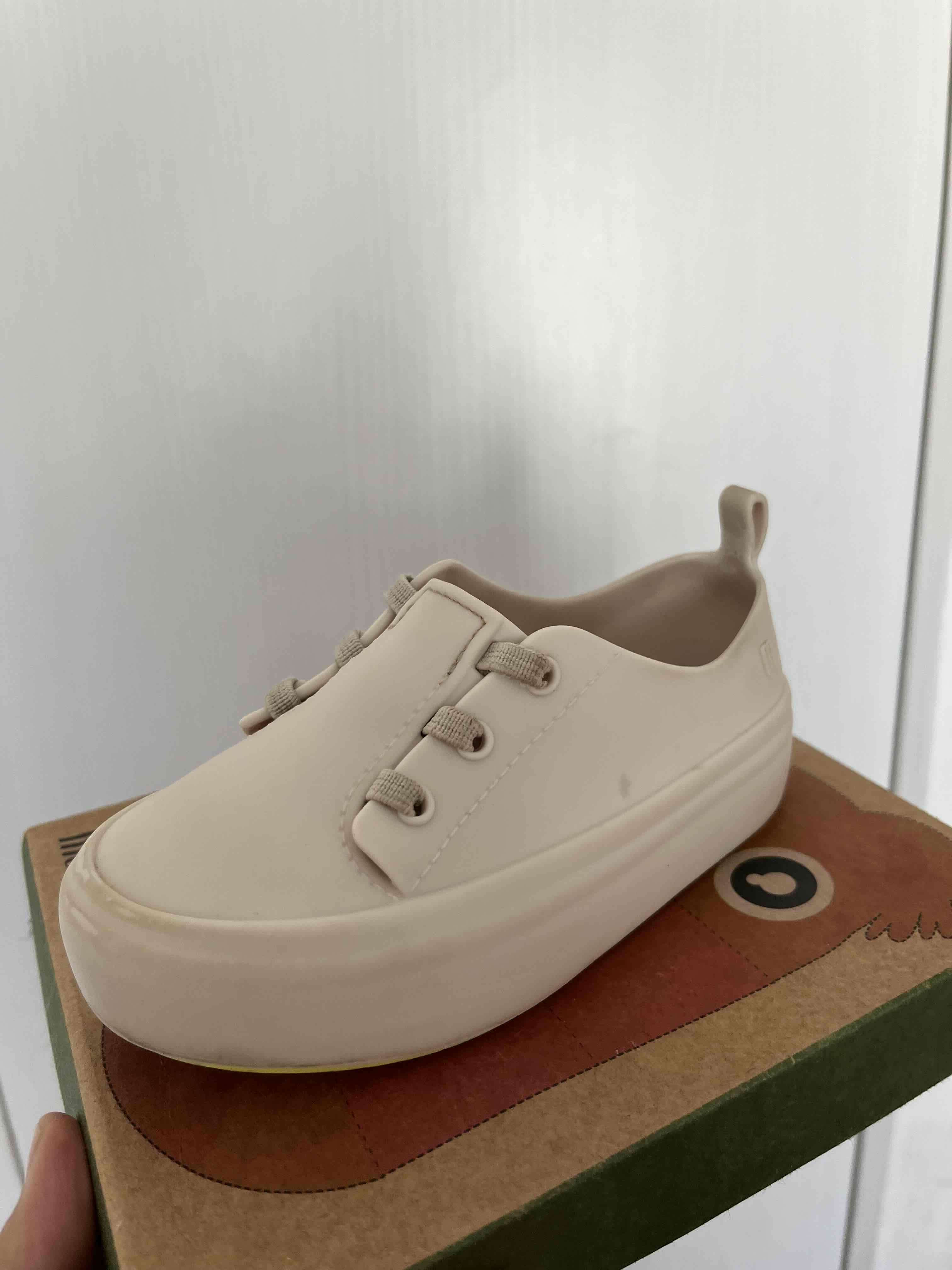 Zapatos Mini Melissa beige - miniatura 3