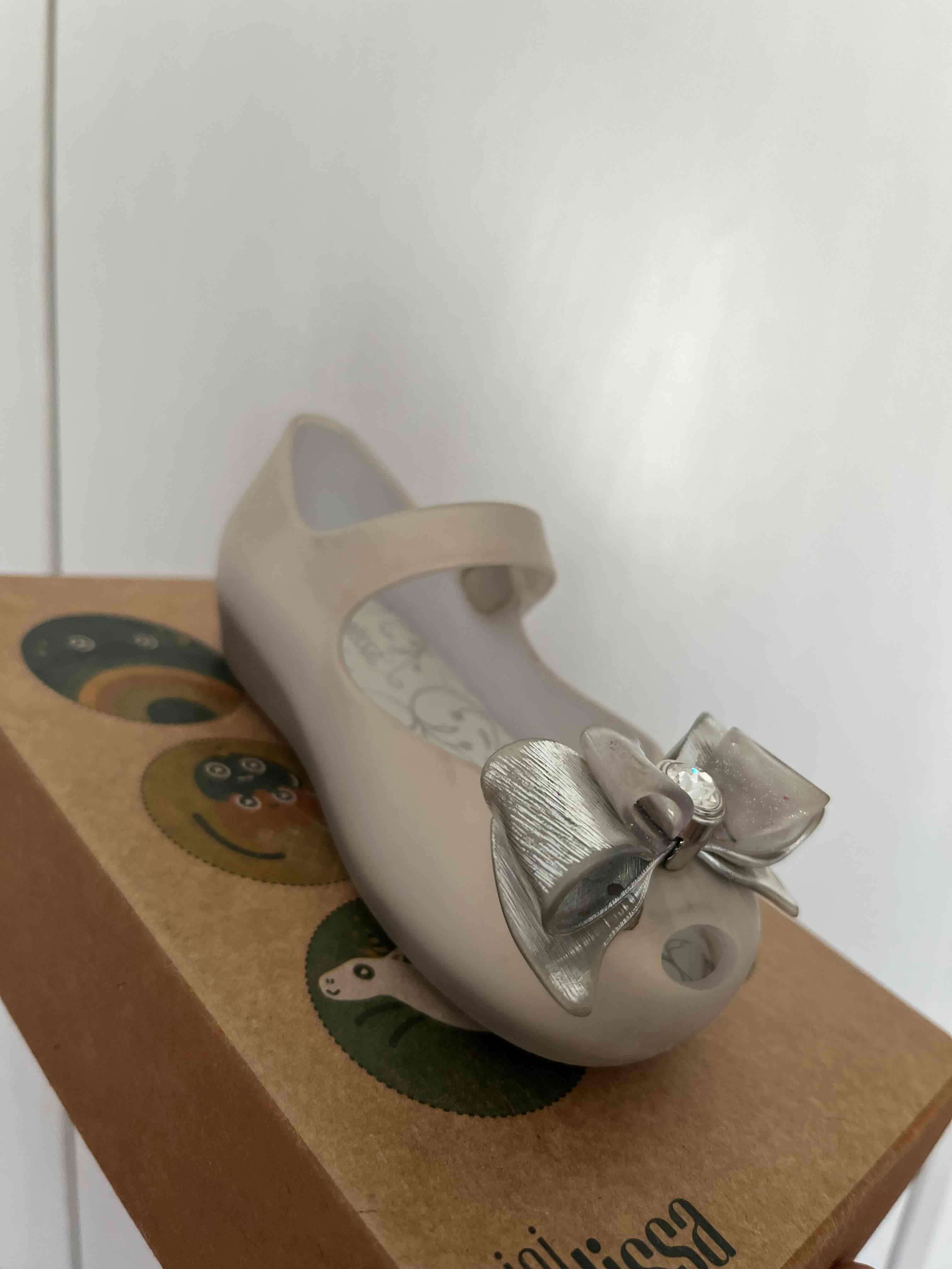 Zapatos mini Melissa gris con lazo - miniatura 1