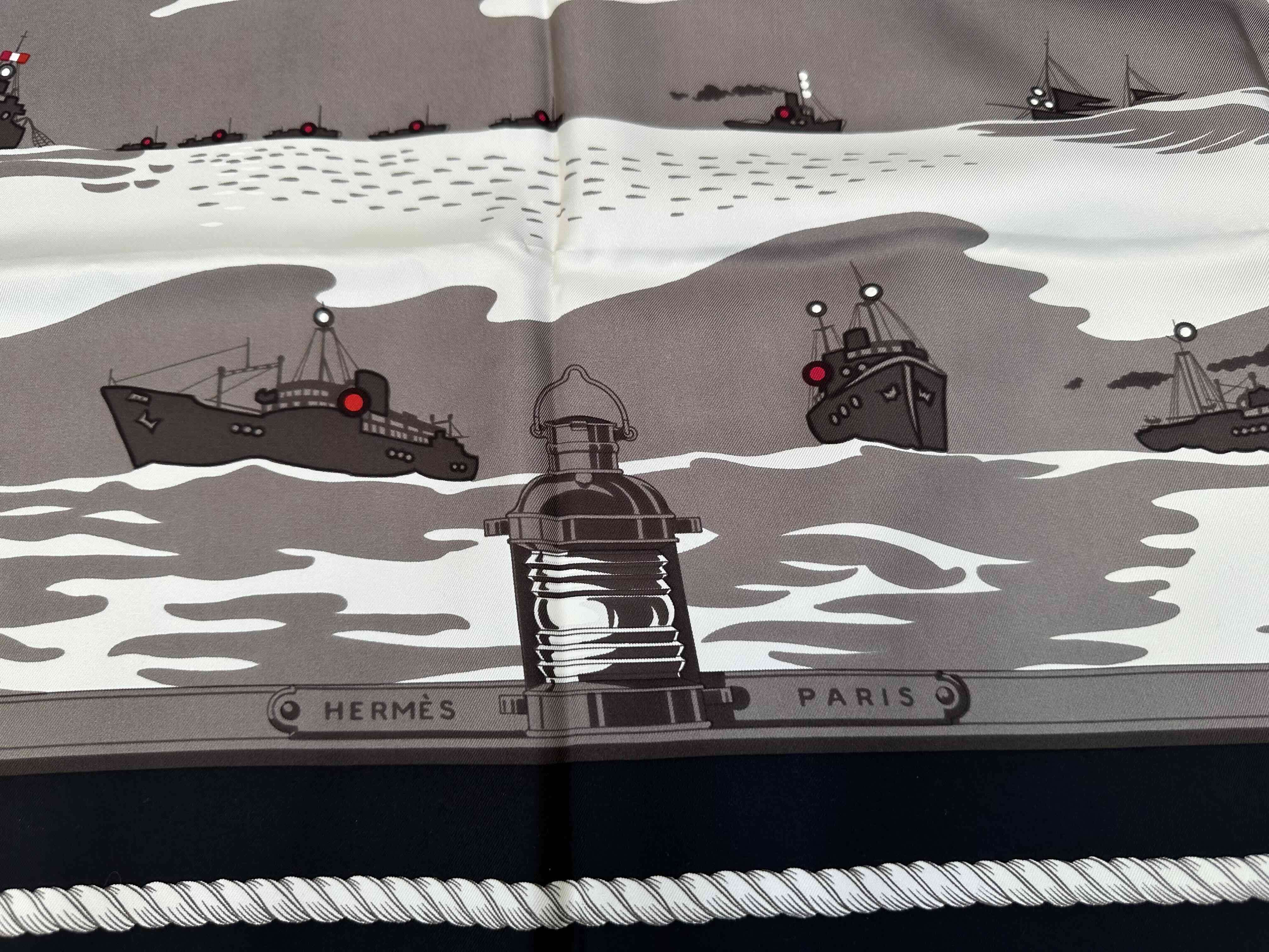 Pañuelo Hermès de seda vintage - miniatura 3