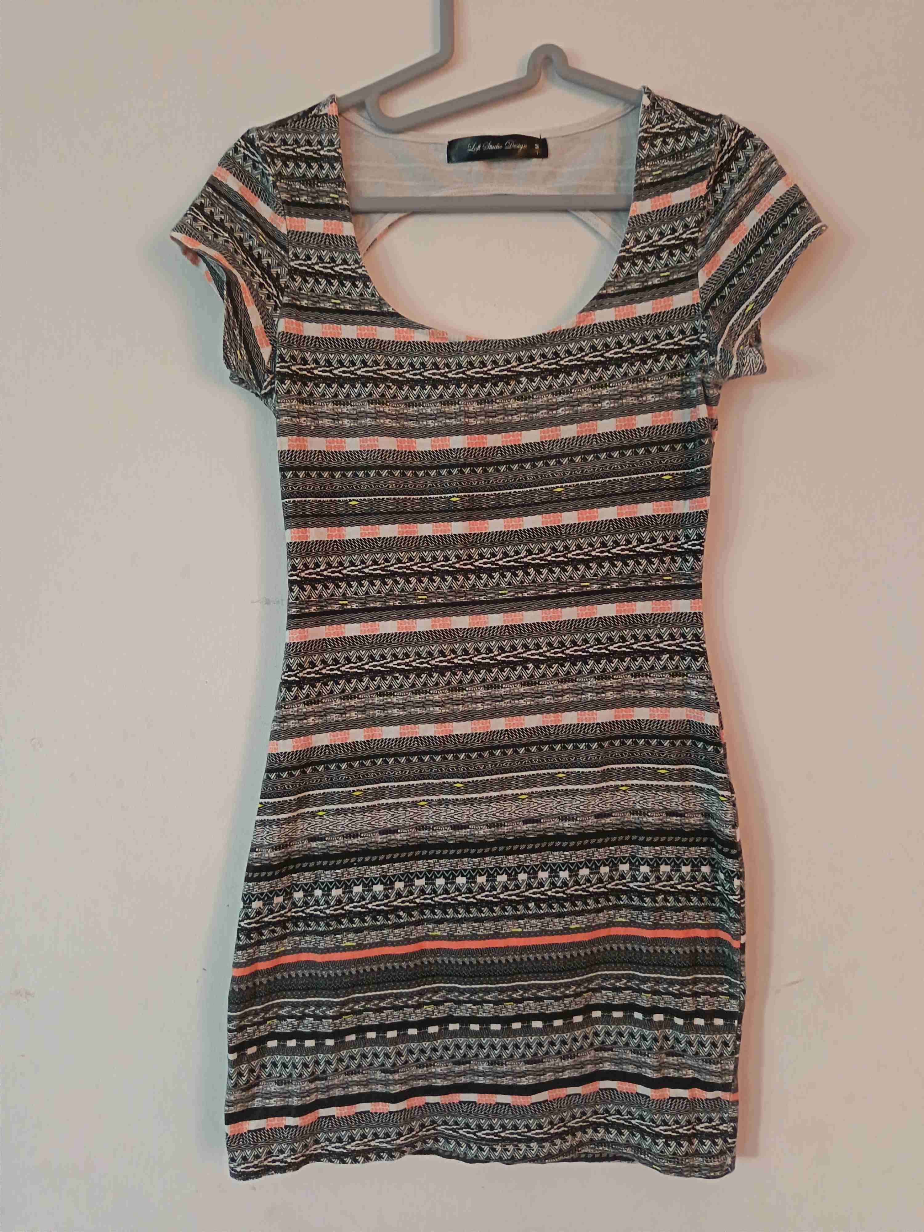 Ropa excelente estado - miniatura 1