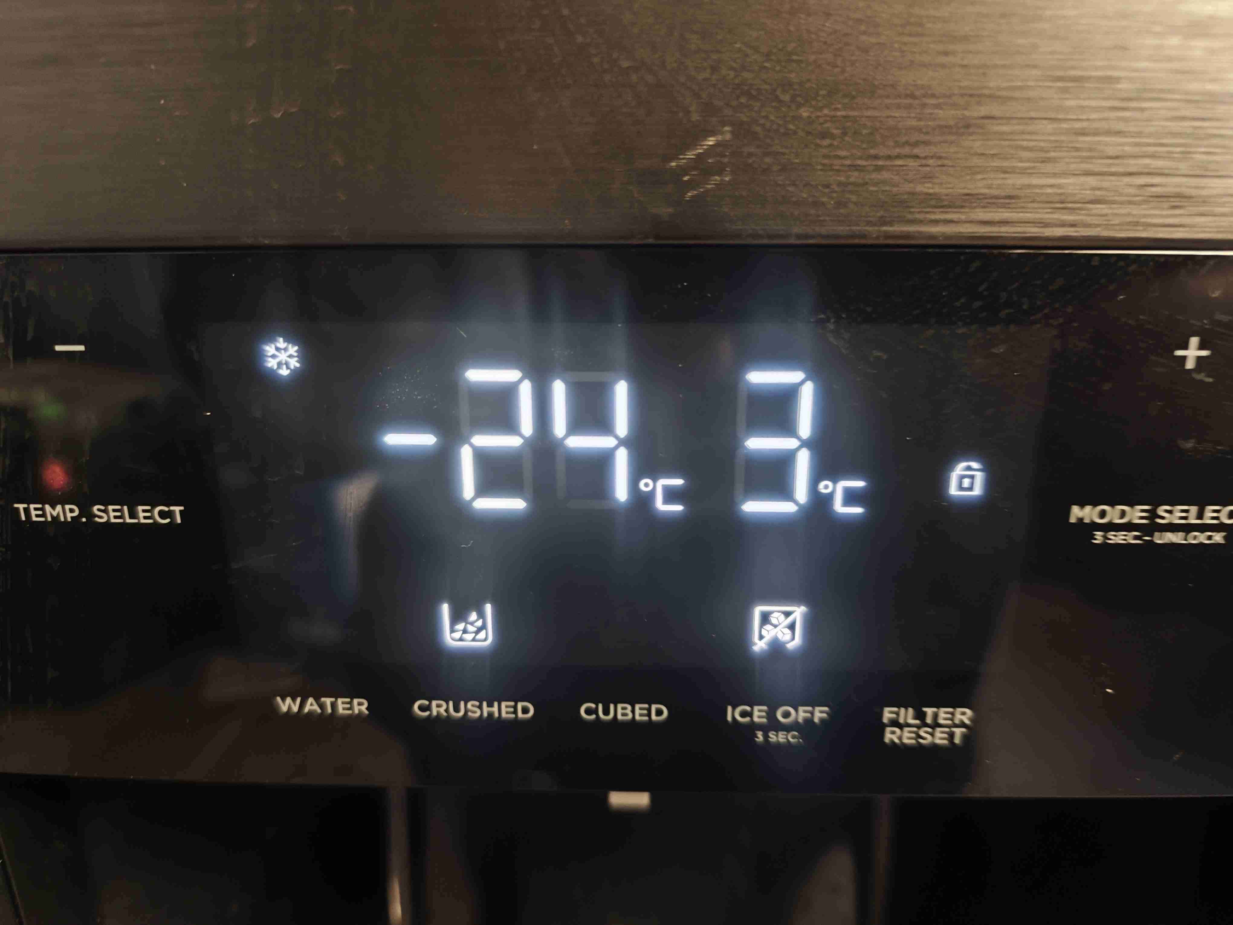 Refrigerador doble puerta con dispensador - miniatura 2