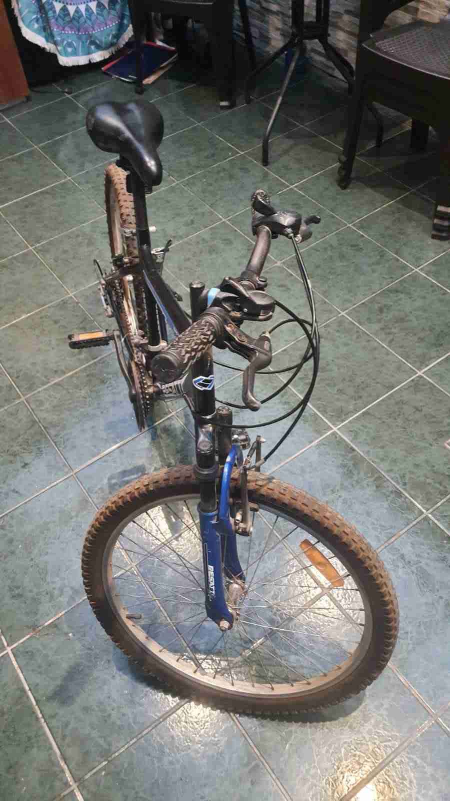 Bicicleta Besatti negra - miniatura 3