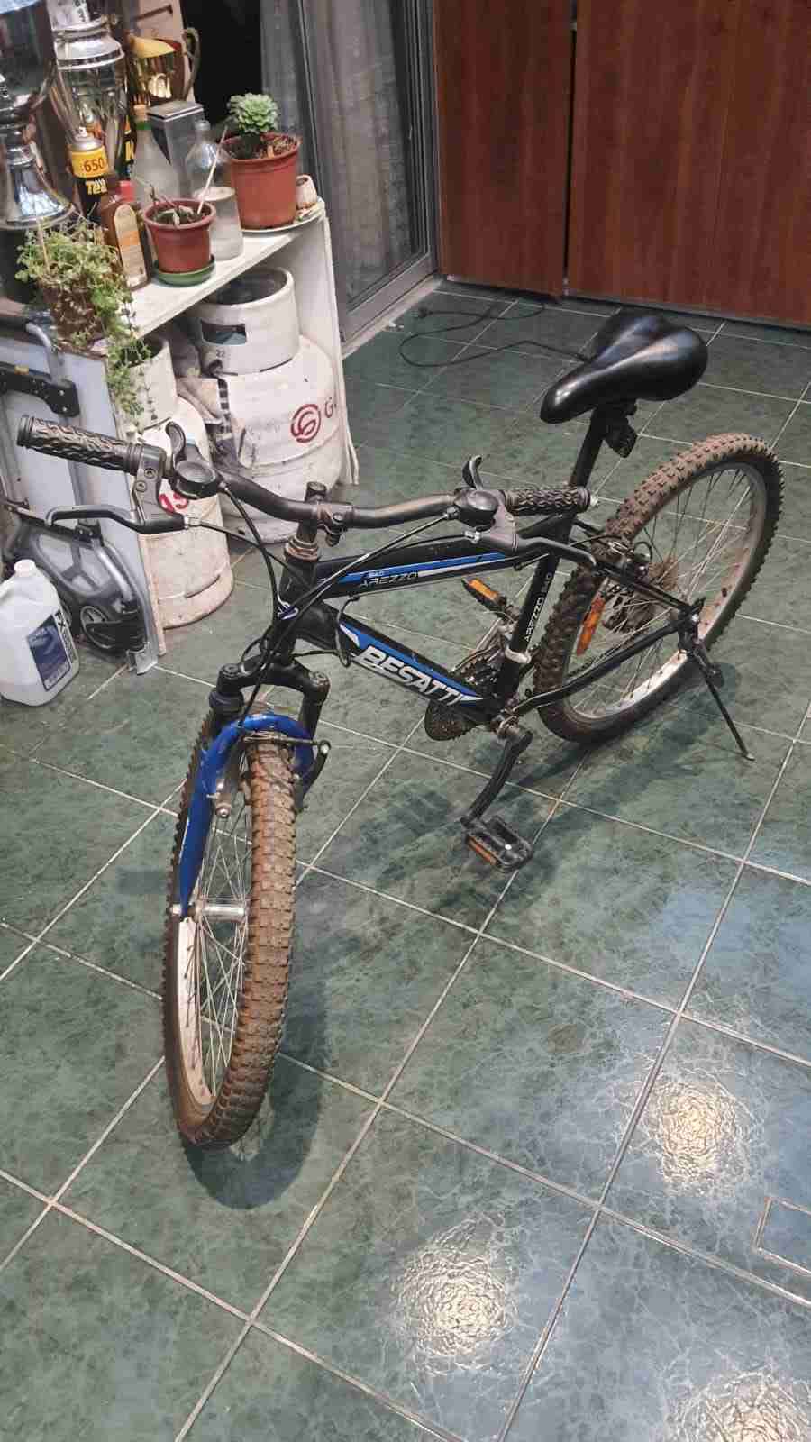 Bicicleta Besatti negra - miniatura 4