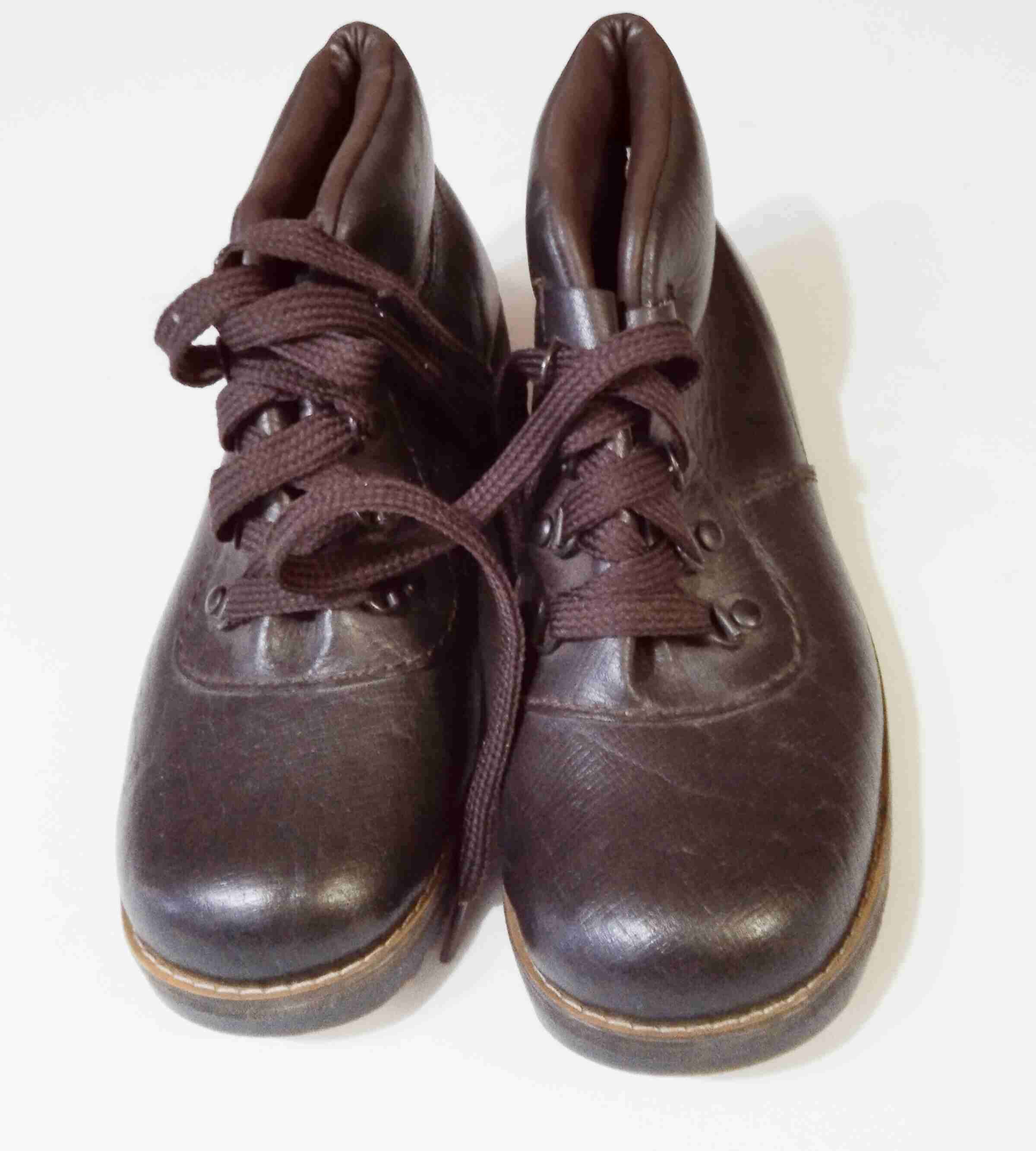 LOTE DE BOTINES DE MUJER N 35 Y 36 - miniatura 2