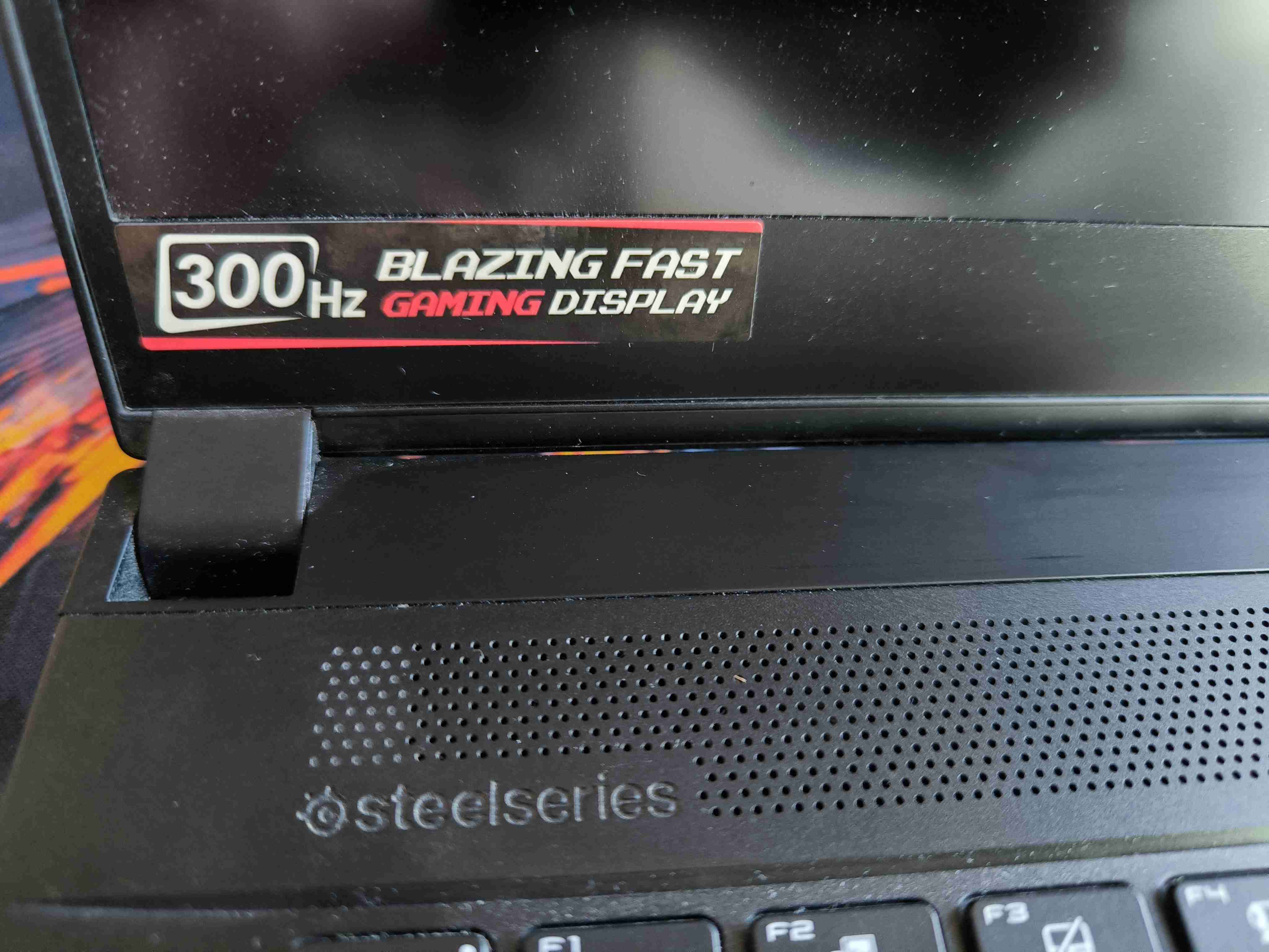 Laptop MSI GS66 Stealth - miniatura 3