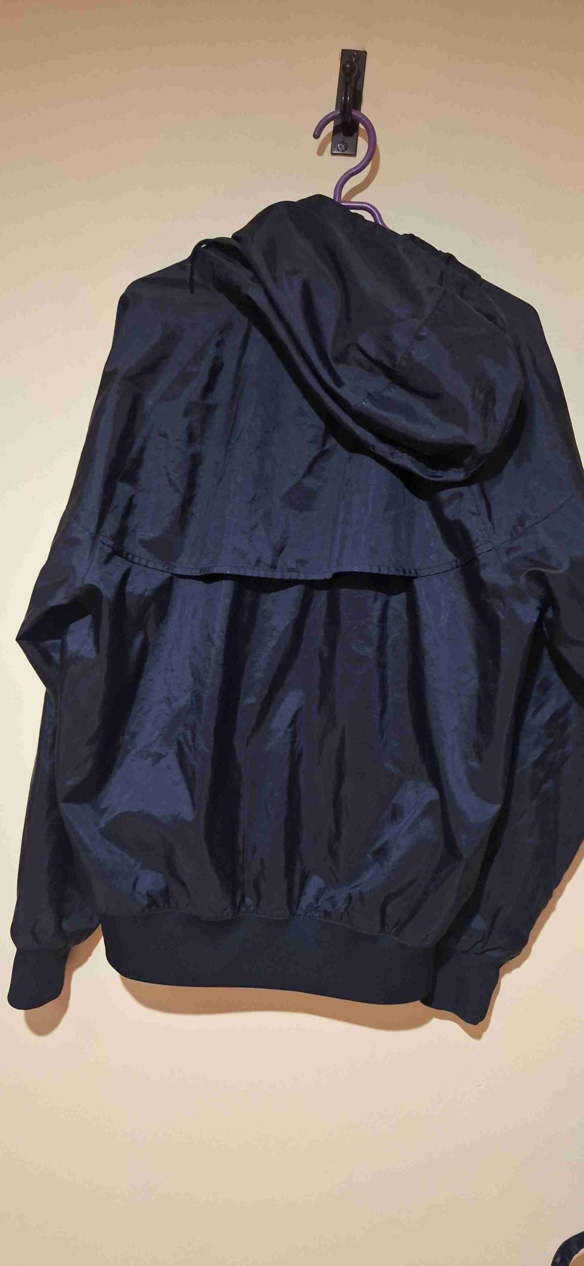 Chaqueta deportiva Nike negra - miniatura 2