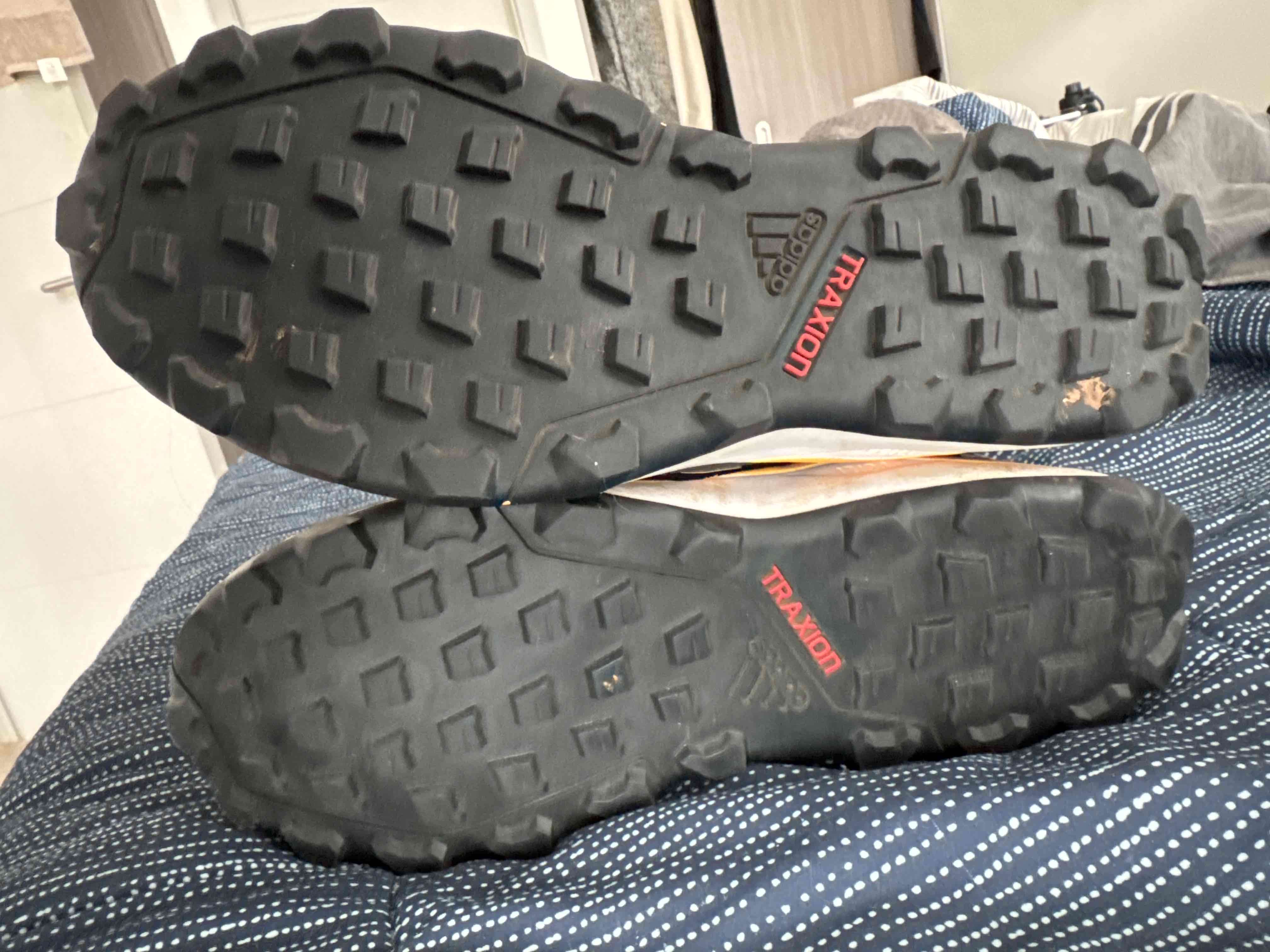 Zapatillas deportivas negras y turquesas - miniatura 3