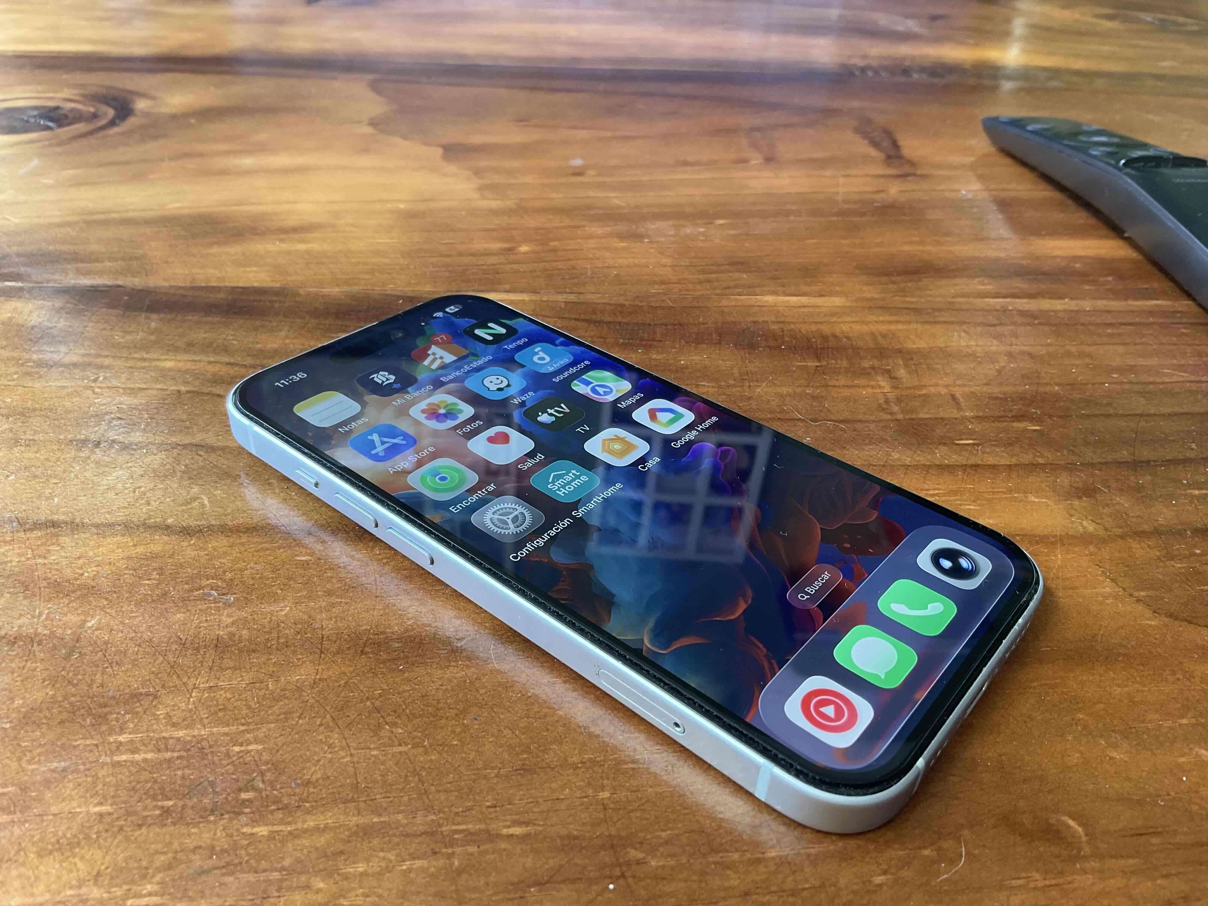 Smartphone Apple iPhone 15 de 128 gb - miniatura 2