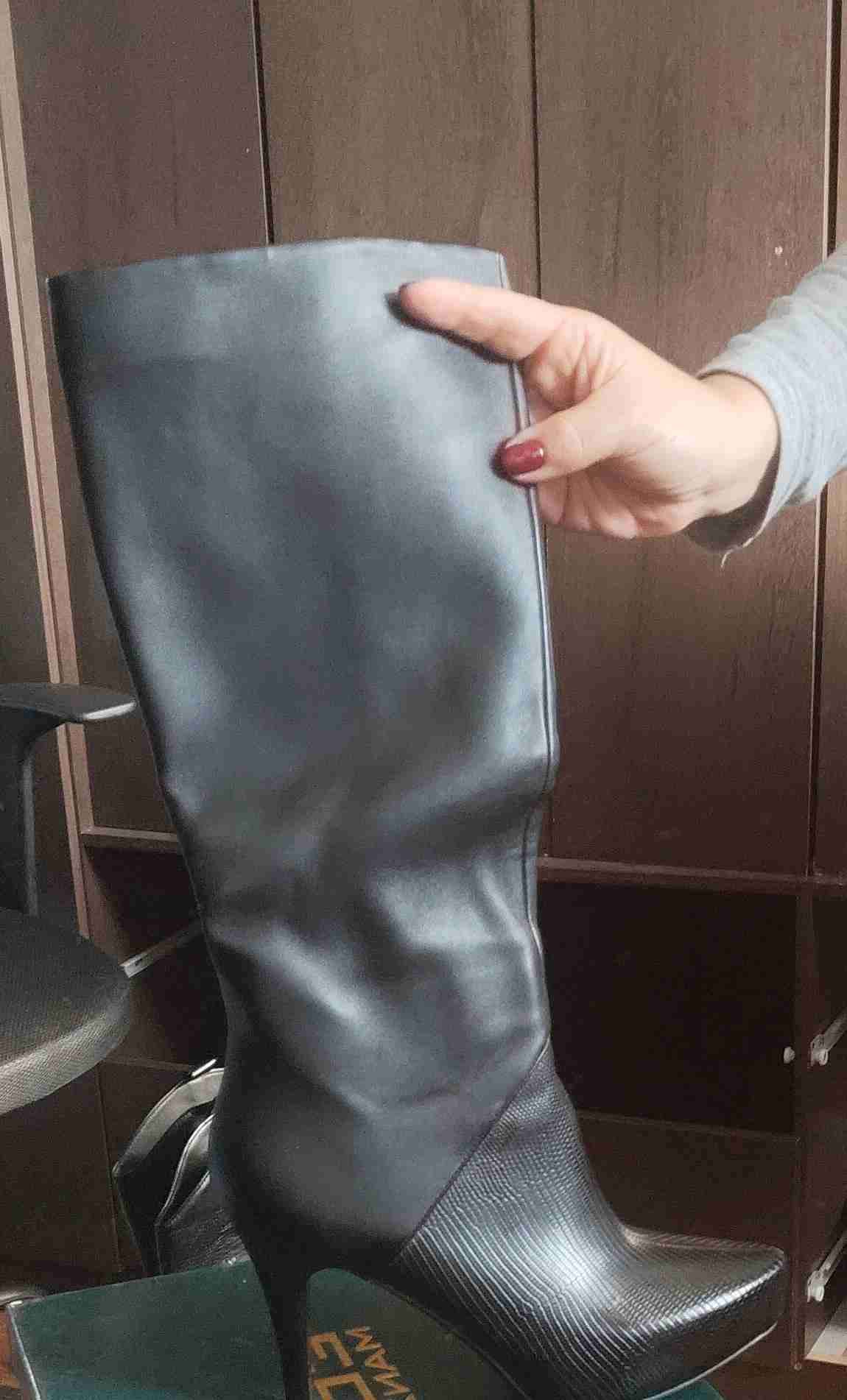 Bota alta negra elegante - miniatura 4