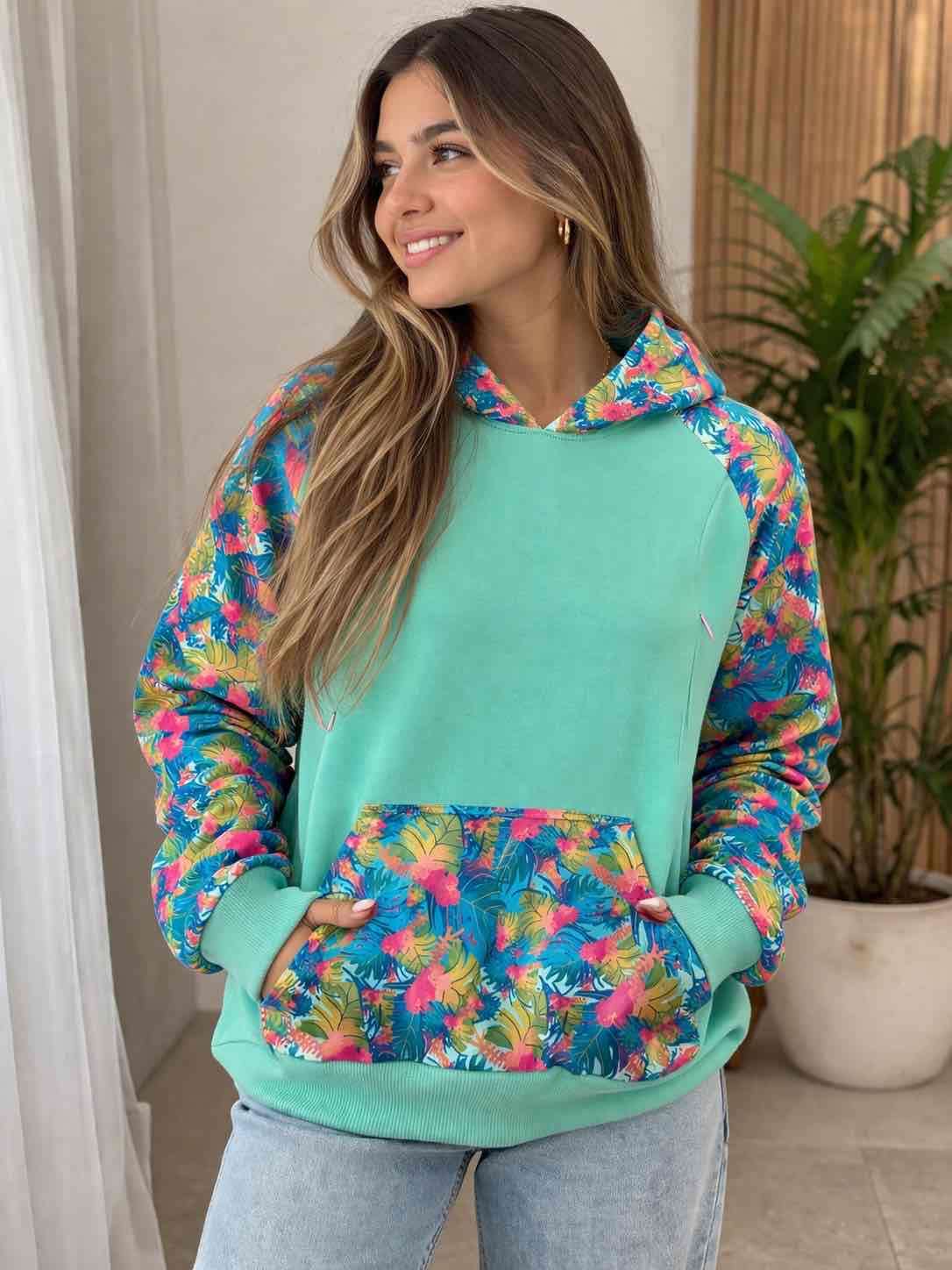 Polerón verde con estampado floral - miniatura 2