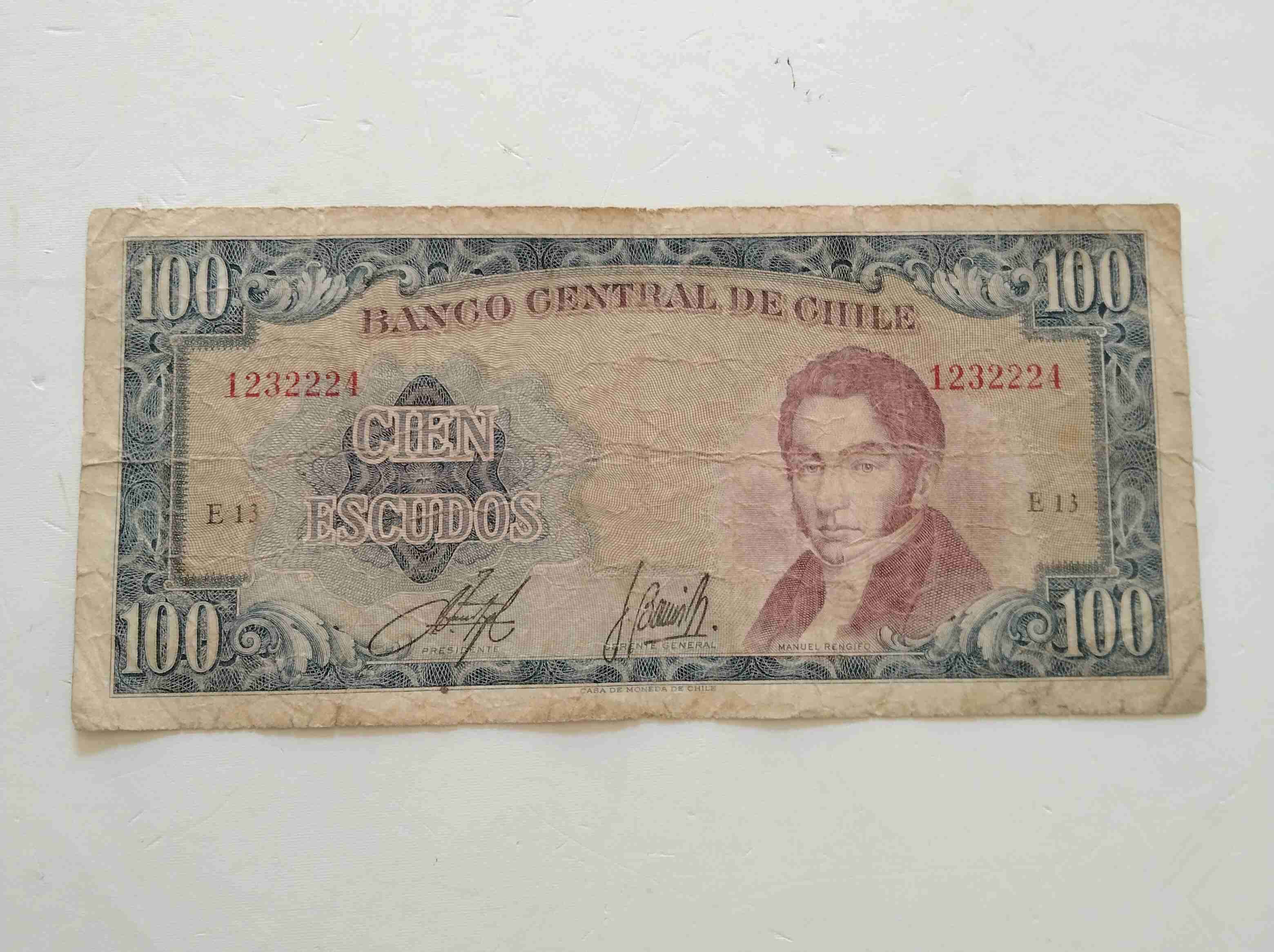 Lote de seis billetes antiguos chilenos - miniatura 4