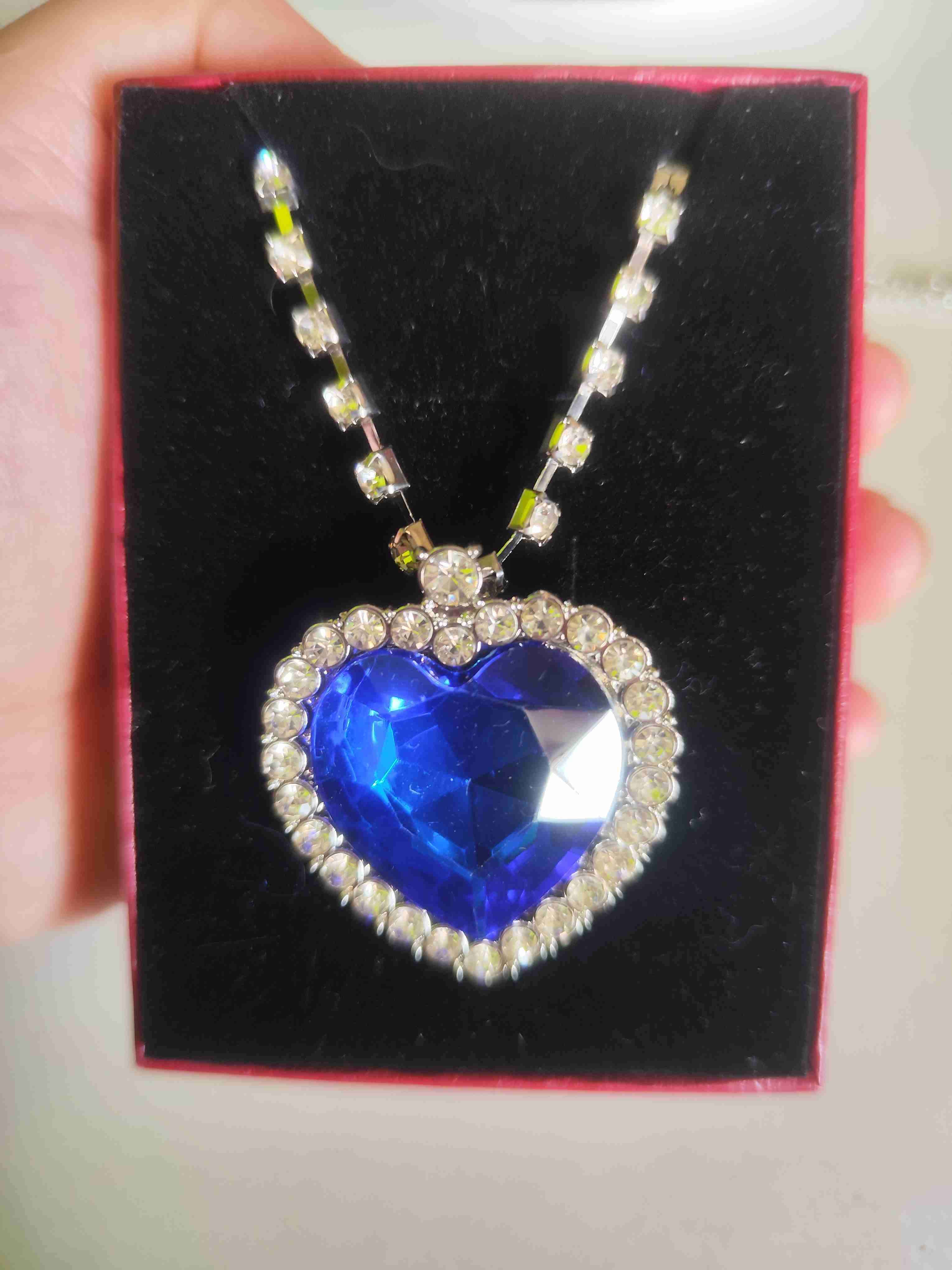 Collar con colgante de corazón azul Titanic - miniatura 3