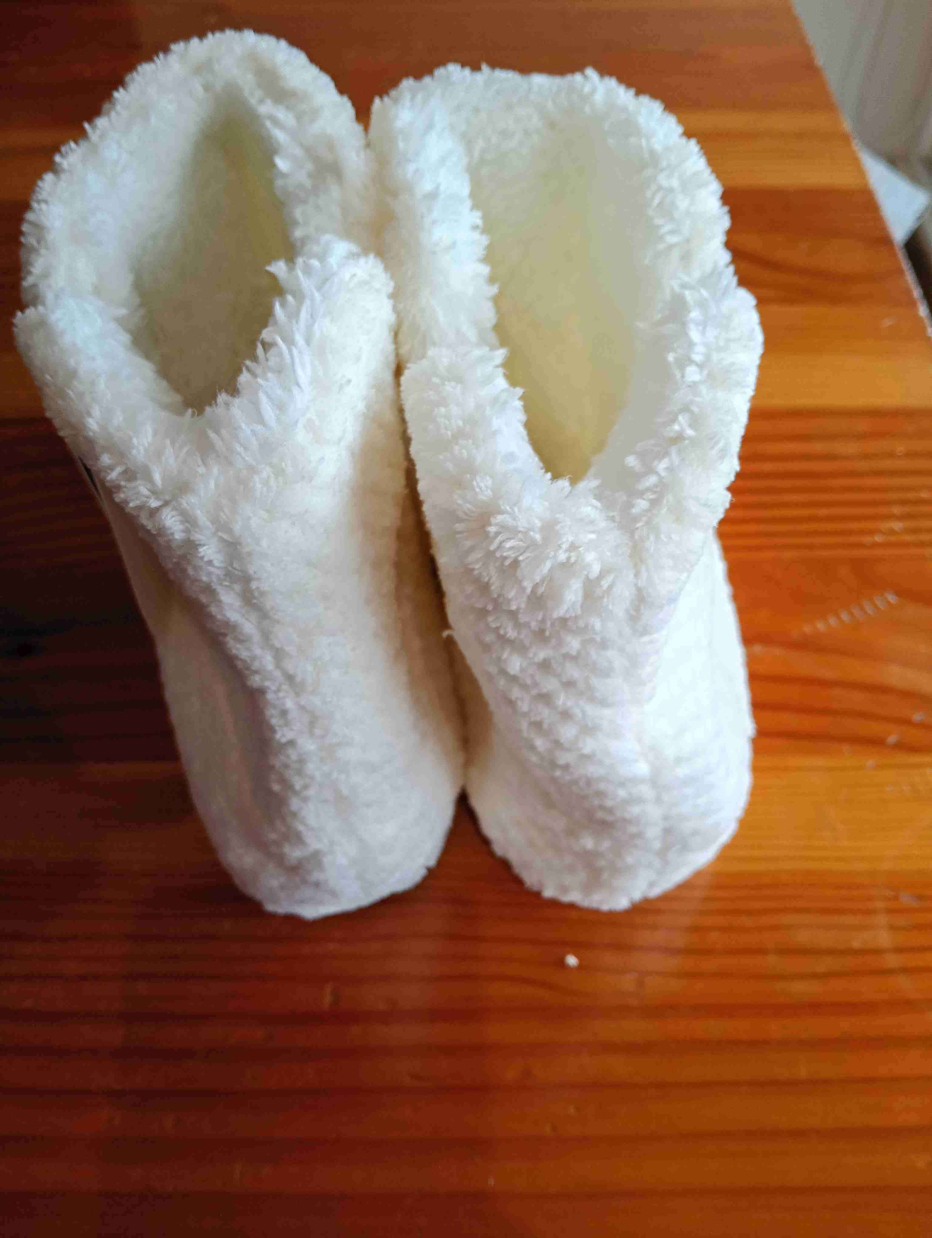 Pantuflas blancas de oveja suave 34-37 M - miniatura 3