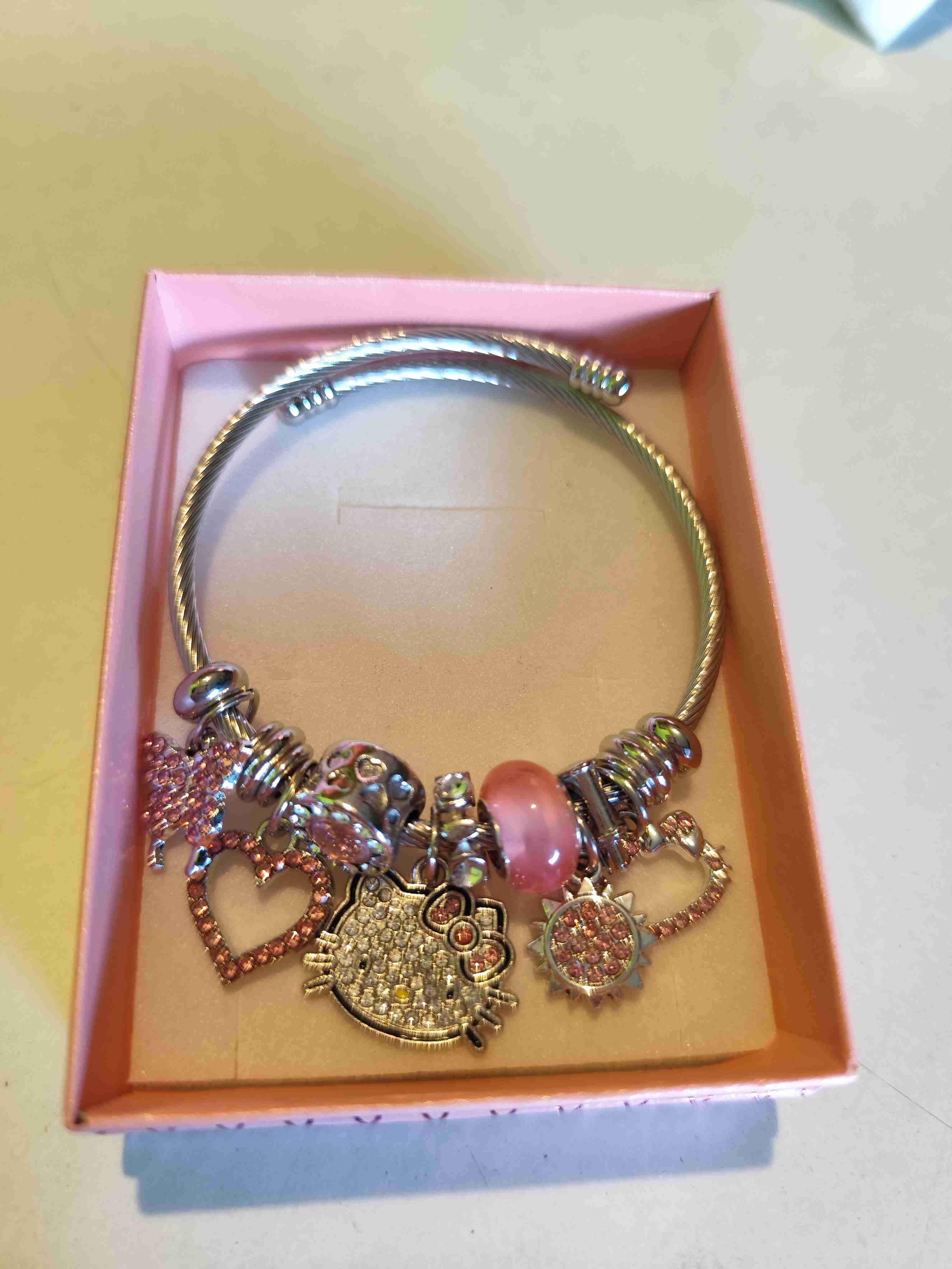 Pulsera con dijes decorativos hello Kitty - miniatura 4