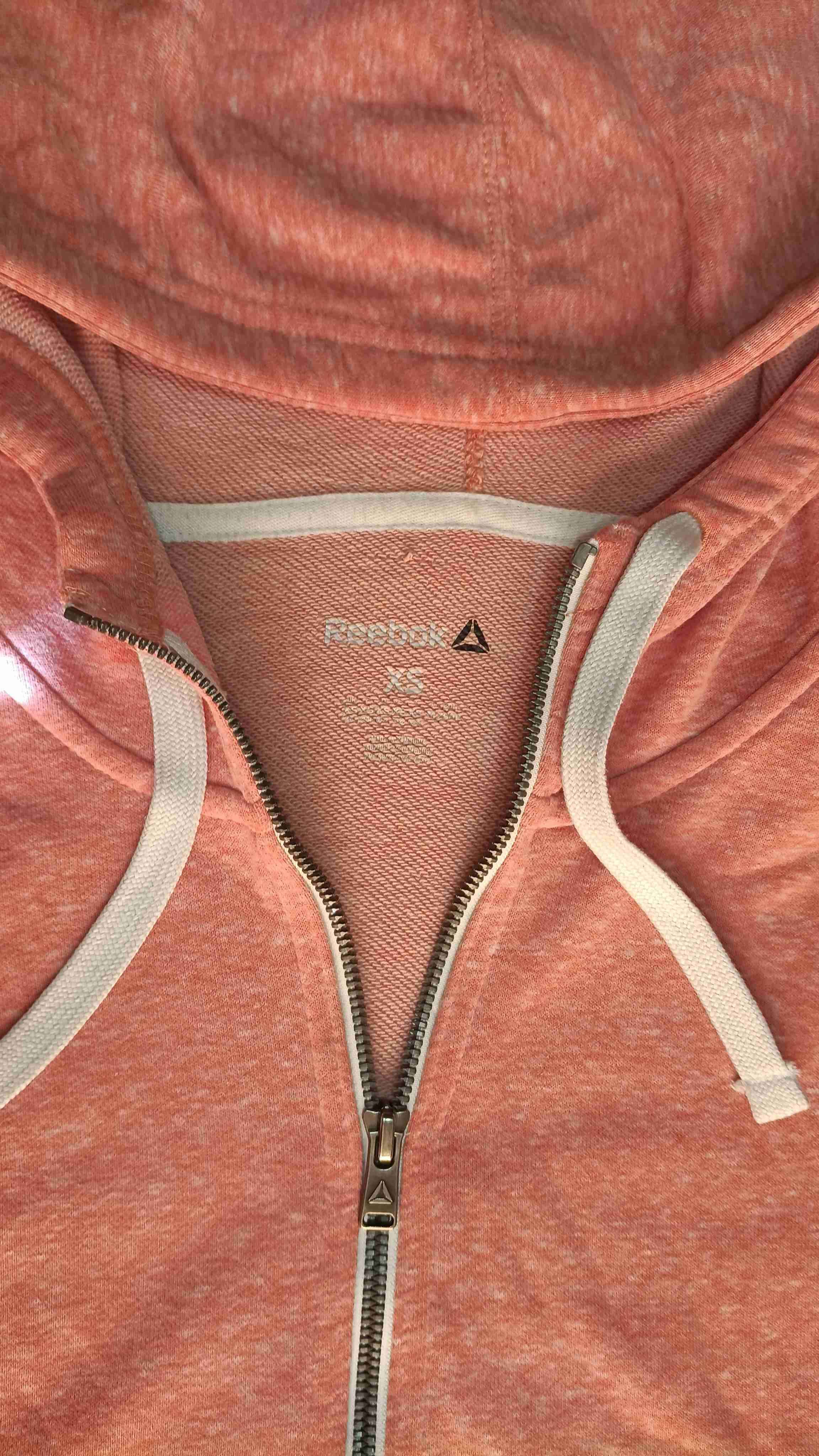 Polerón coral con capucha - miniatura 2