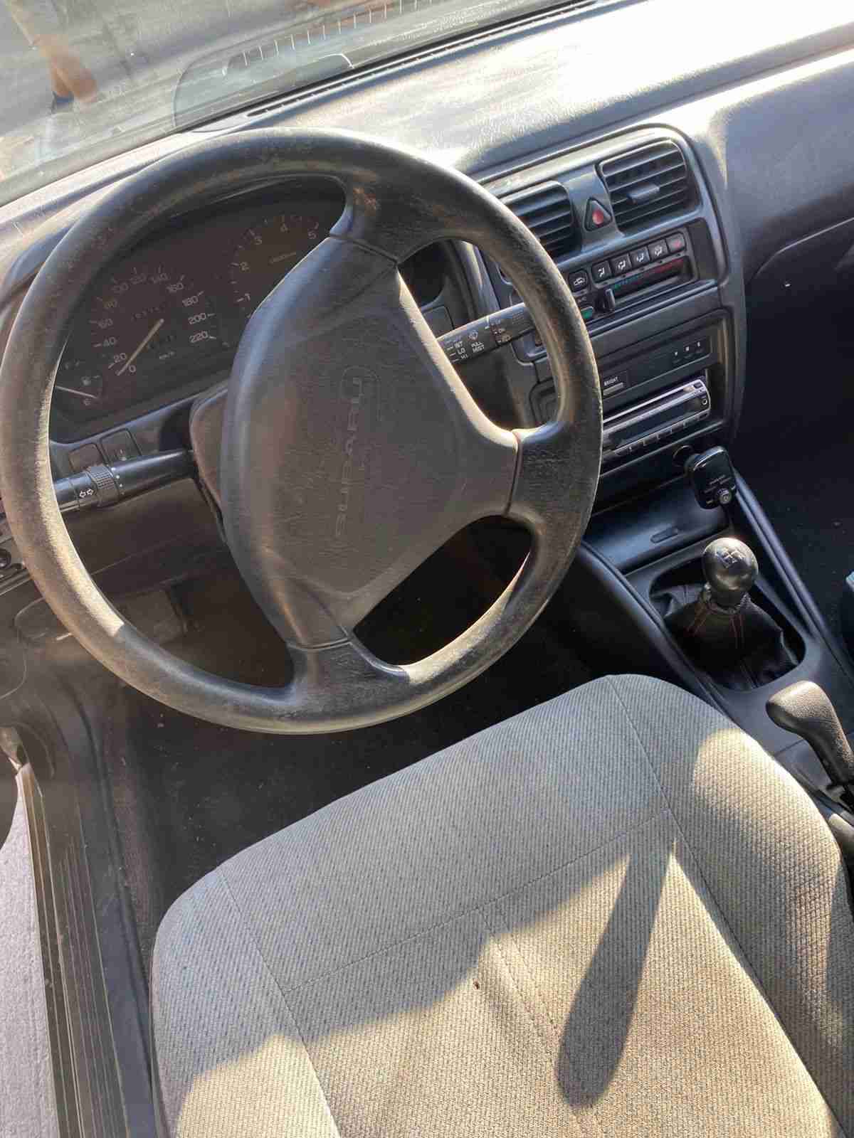 Subaru legacy lx 98 - miniatura 2