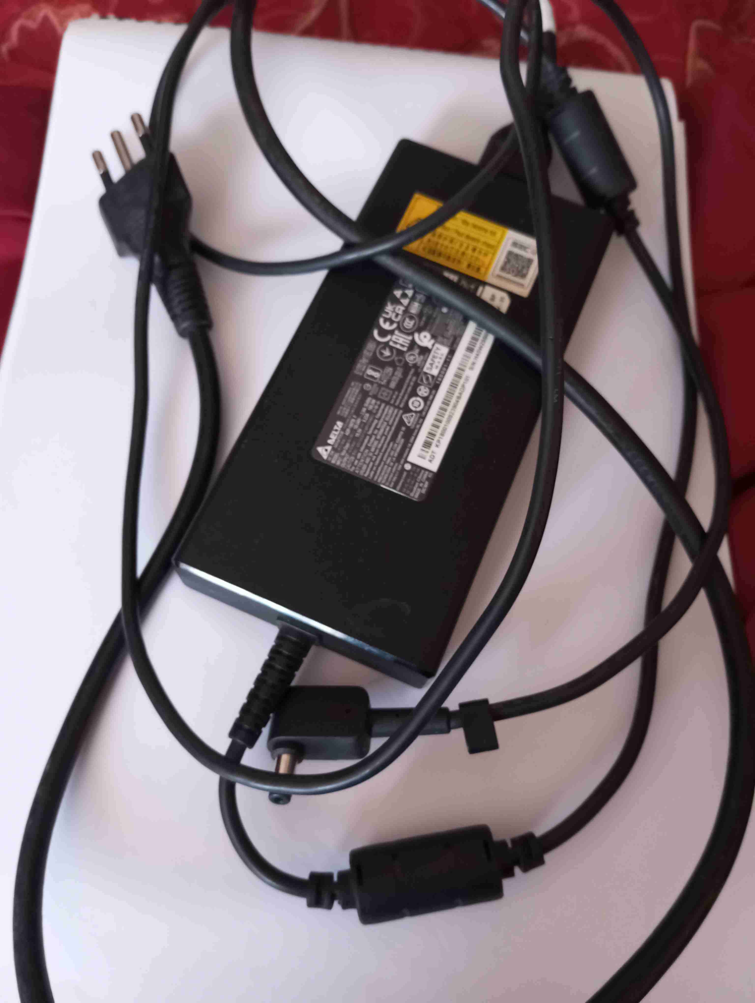 Cargador Original Delta 180W (19.5V 9.23A) - Ideal - miniatura 3