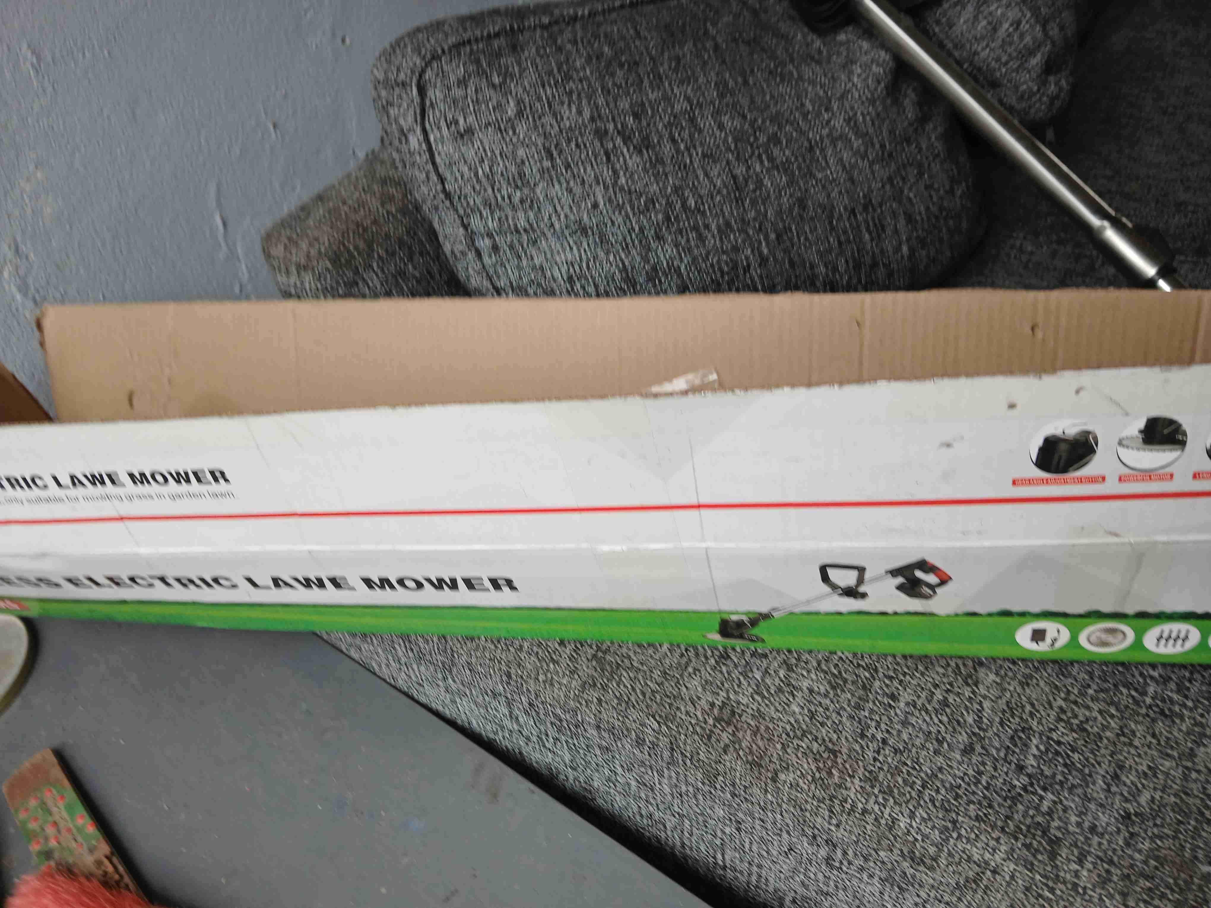 Maquina de cortar pasto y de regalo rastrillo - miniatura 6