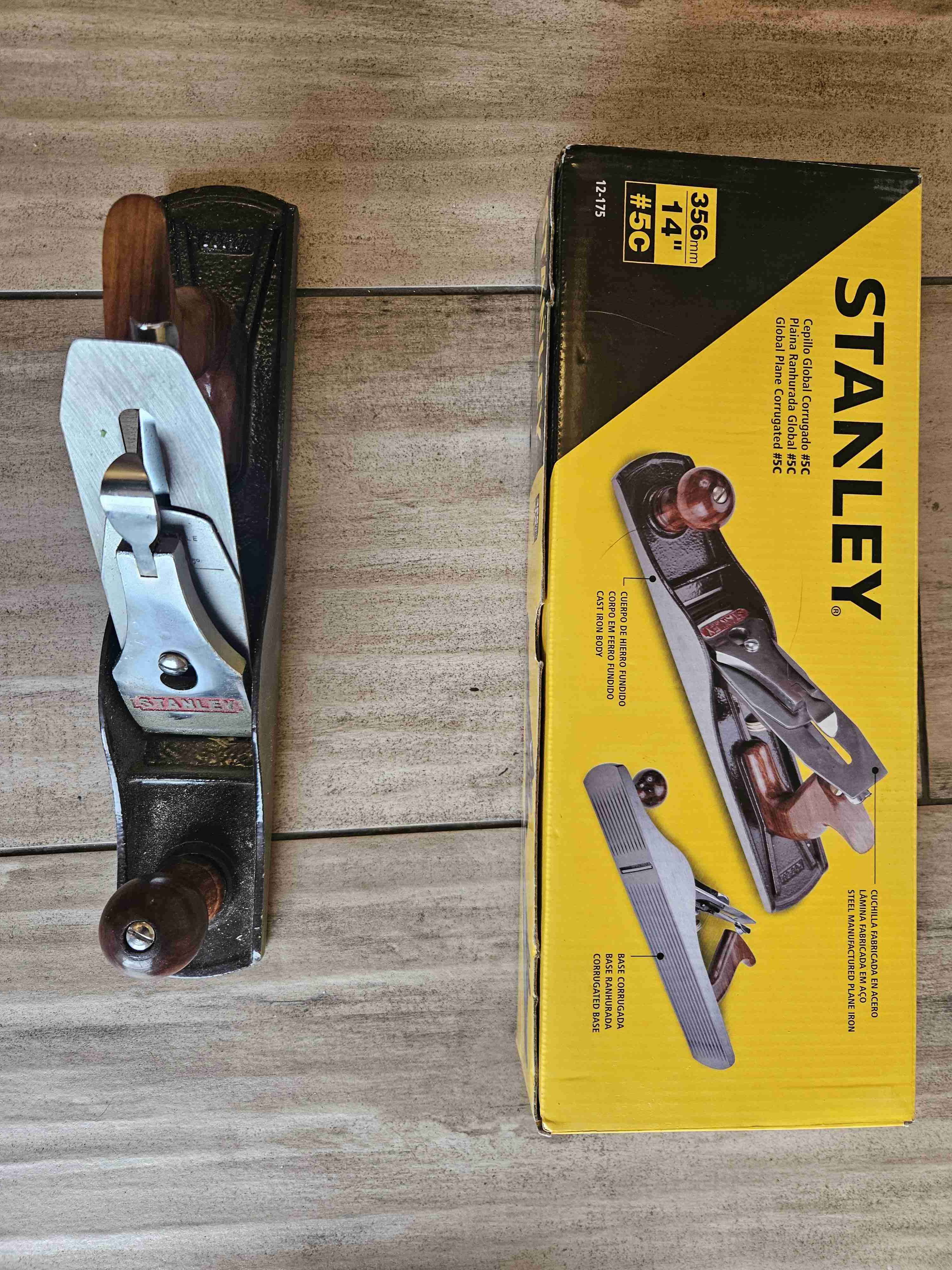 Cepillo manual Stanley 14 pulgadas - miniatura 2