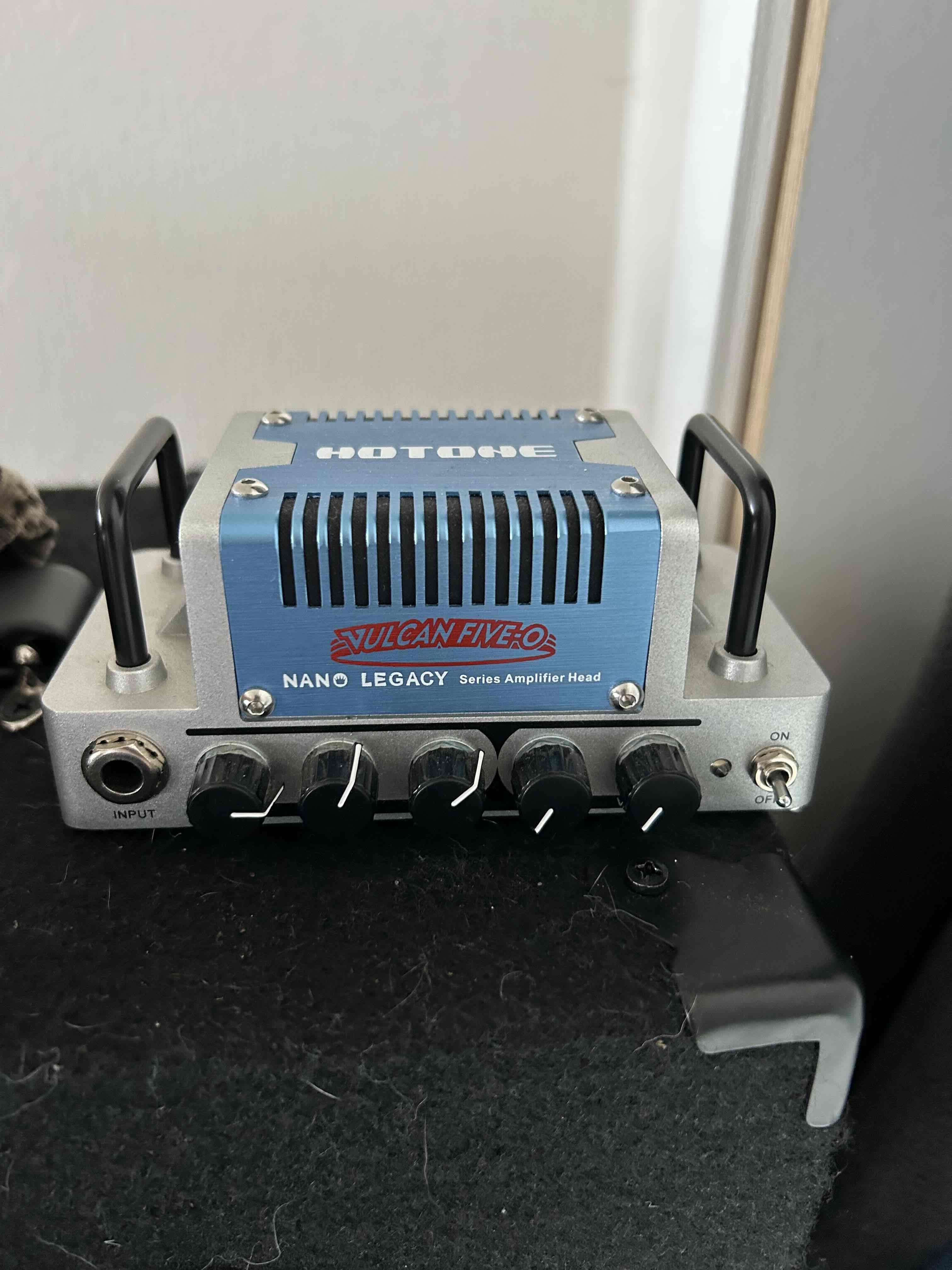 Cabezal amplificador Hotone Vulcan Five-O - miniatura 1