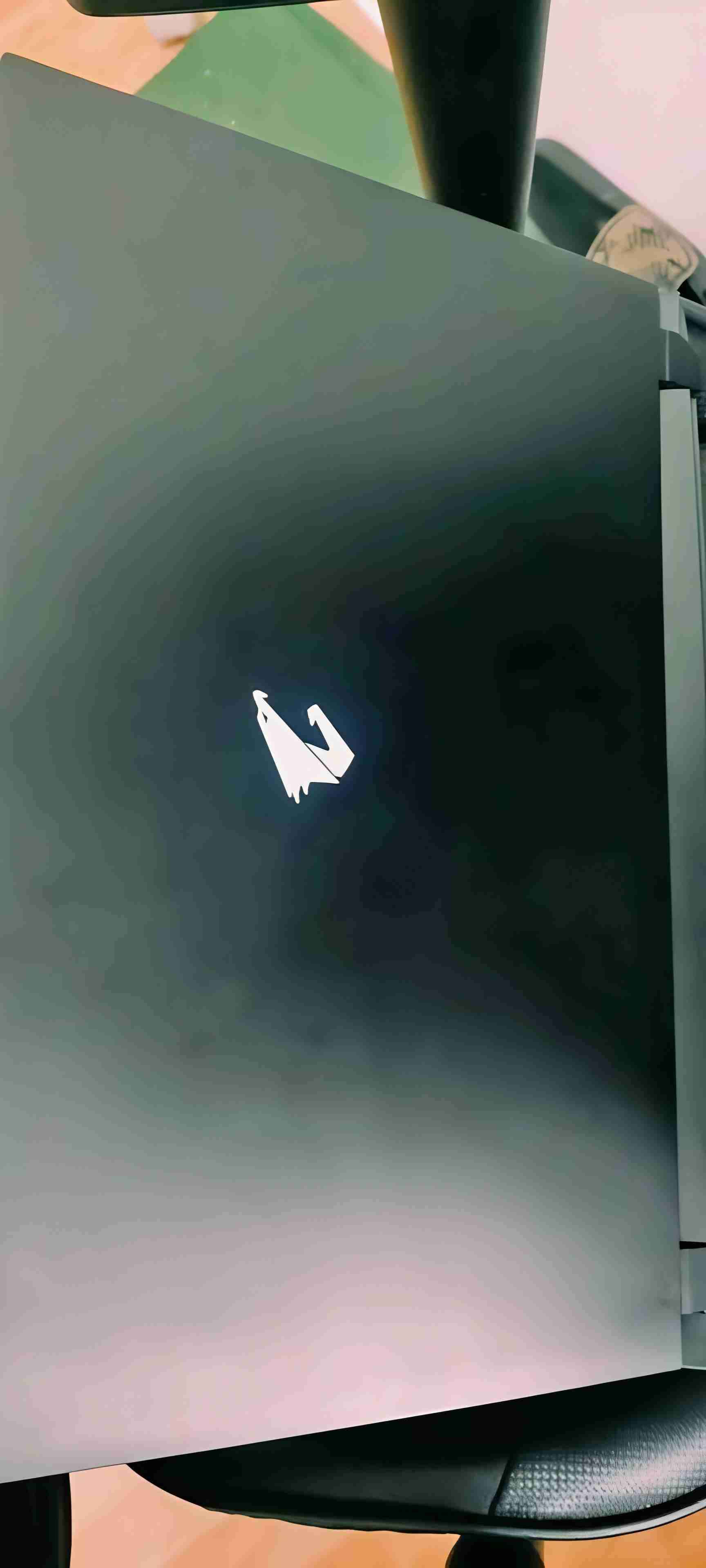 Laptop Gaming AORUS potente - miniatura 4