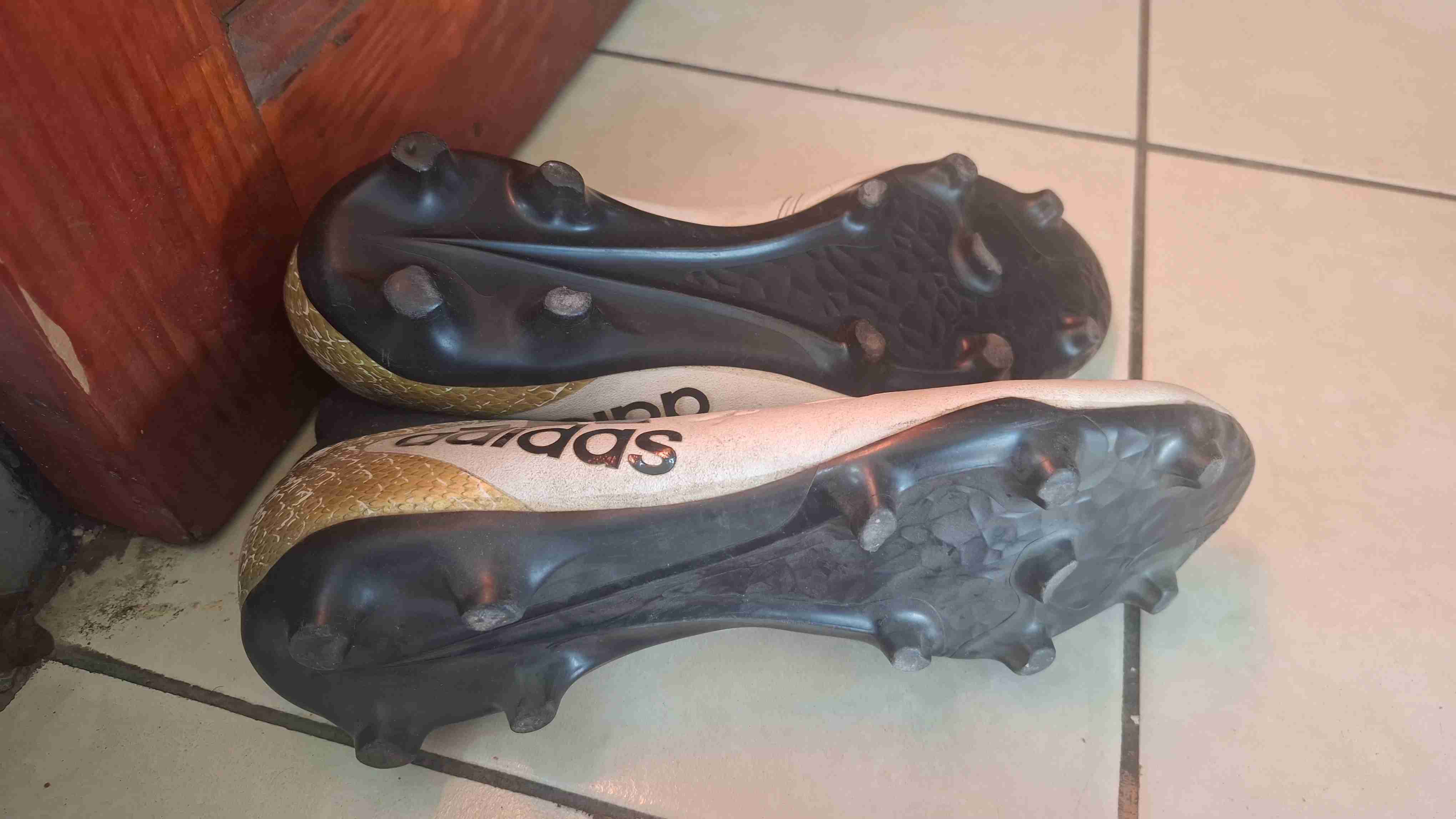 Zapatillas deportivas blancas - miniatura 3