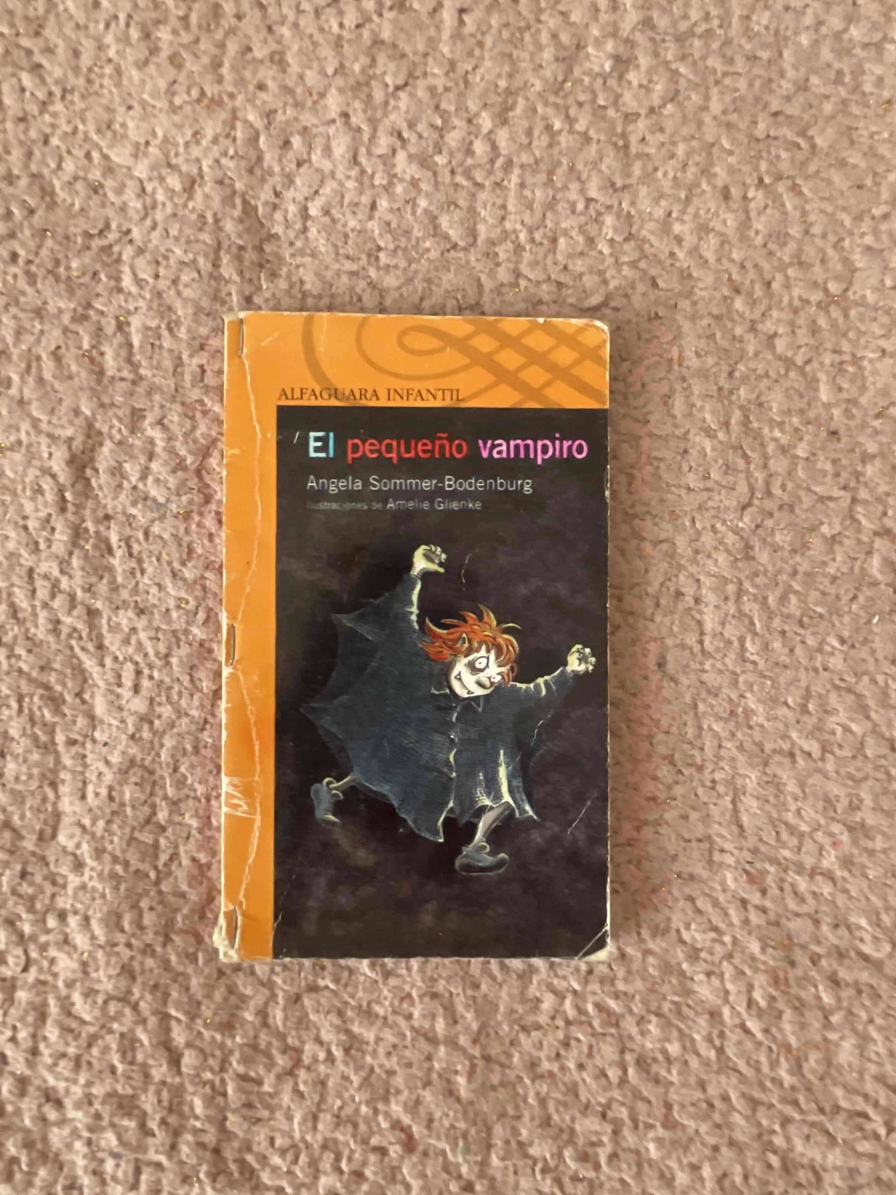 Libro El pequeño vampiro - miniatura 1