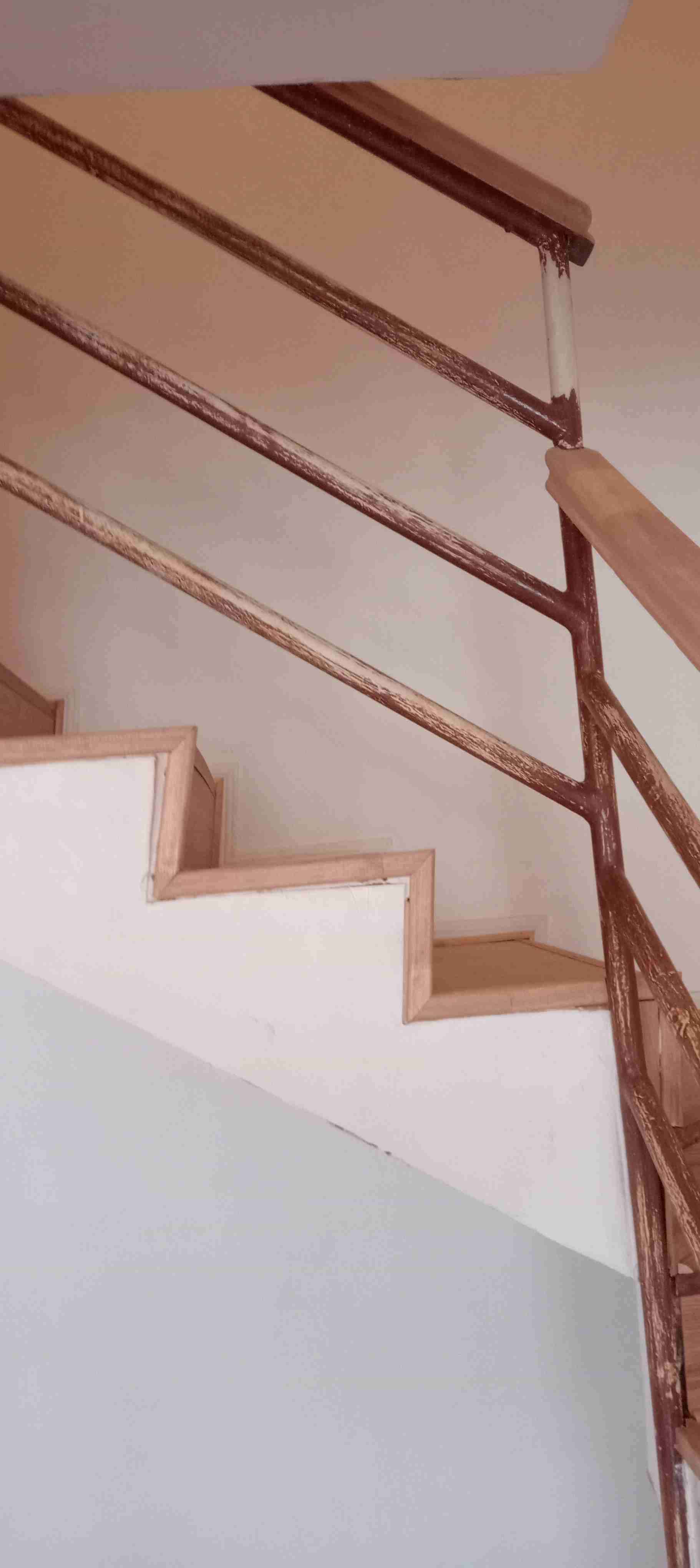 Materiales de construcción madera y zinc - miniatura 2