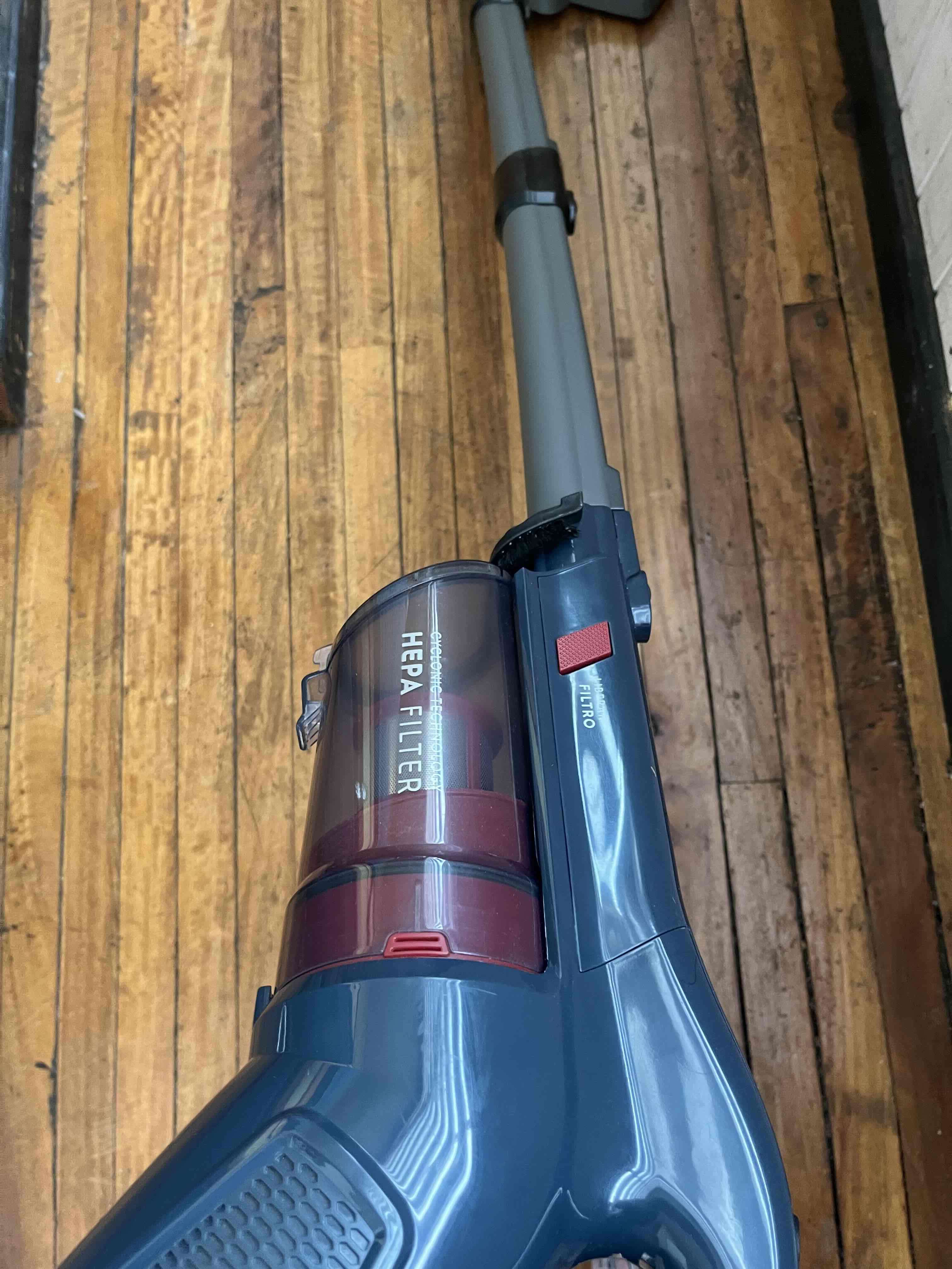 Aspiradora vertical Electrolux - miniatura 3