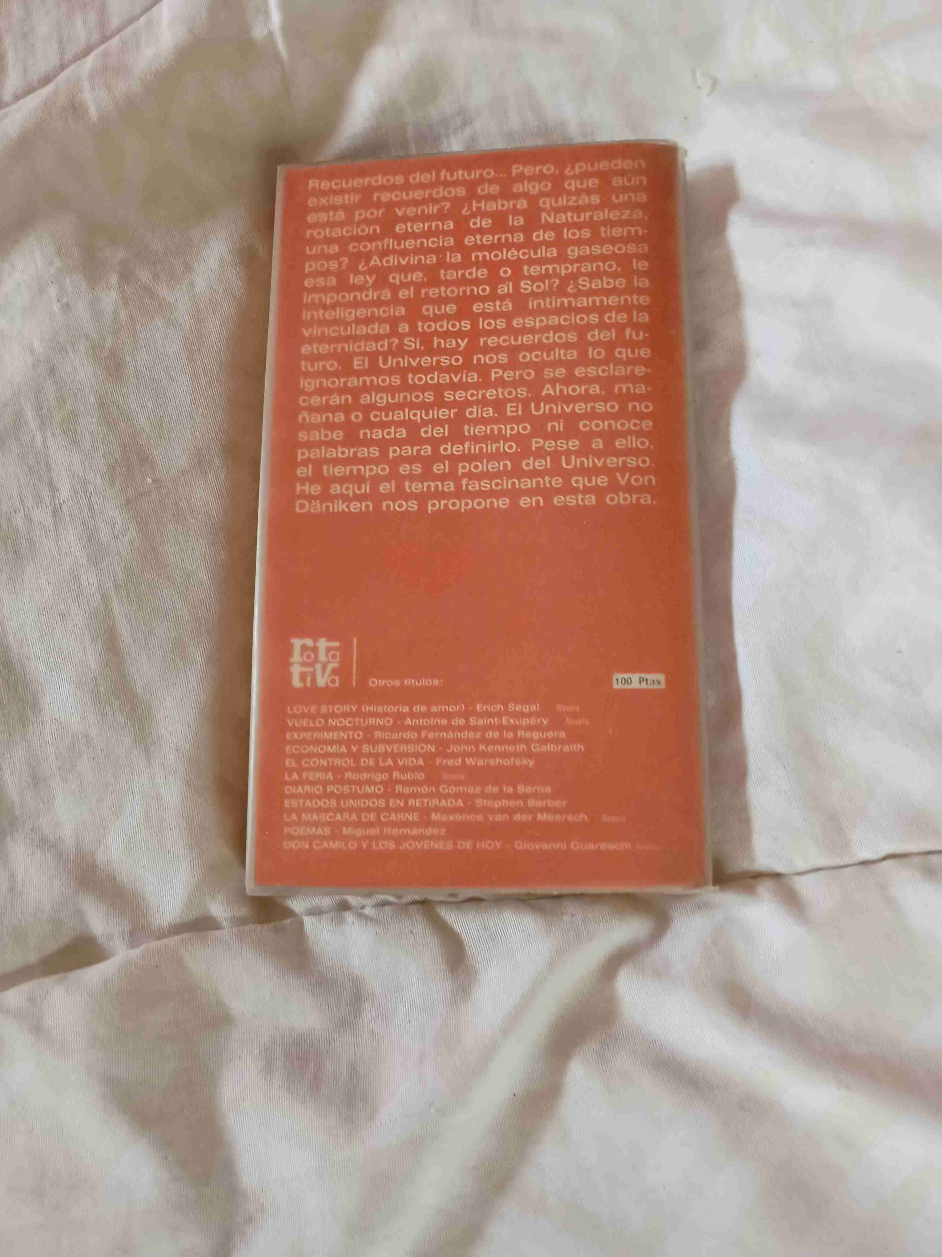 Libro 'Recuerdos del Futuro' - miniatura 2