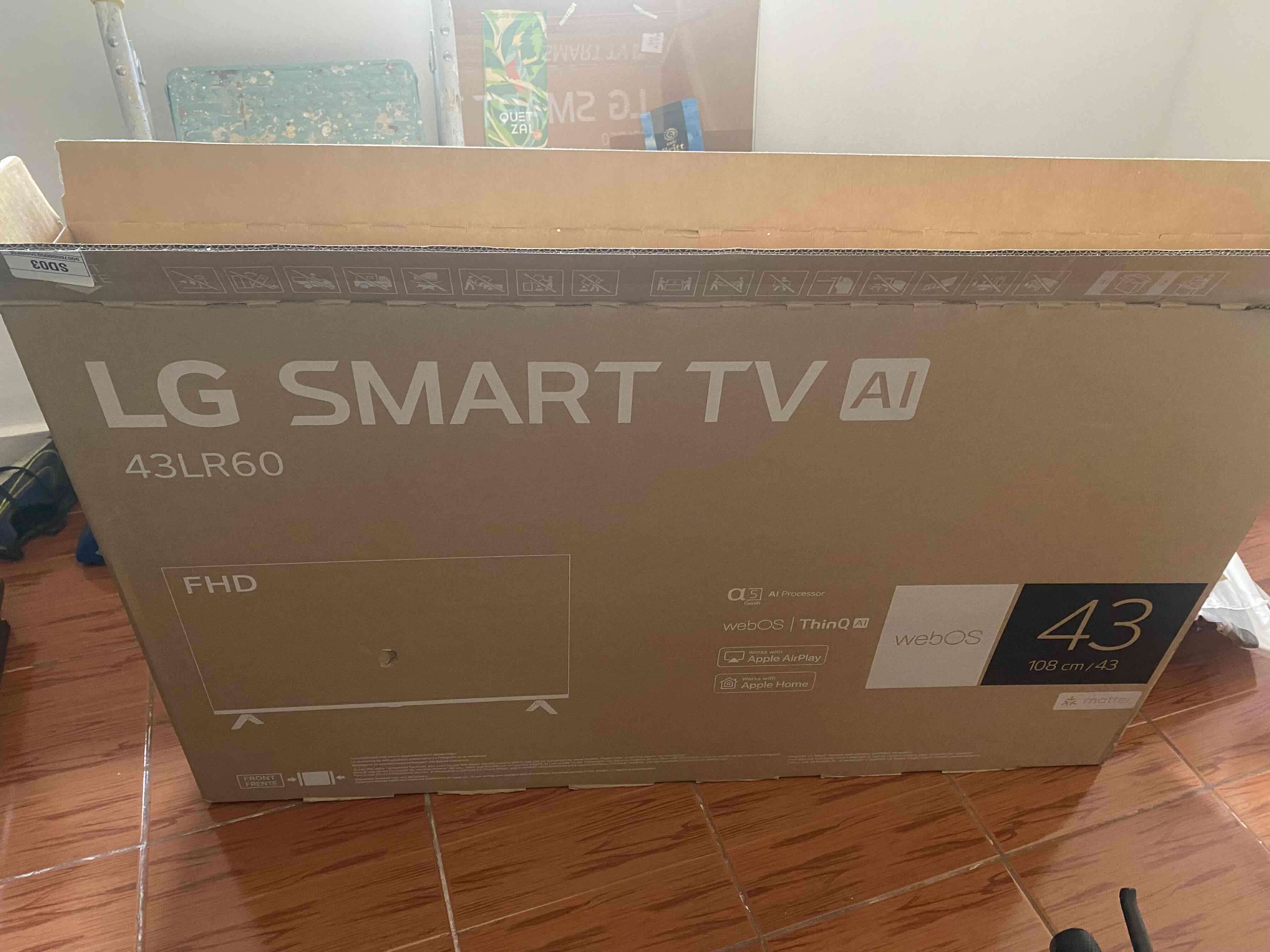S-Mart TV LG 43’ (NUEVO) - miniatura 2