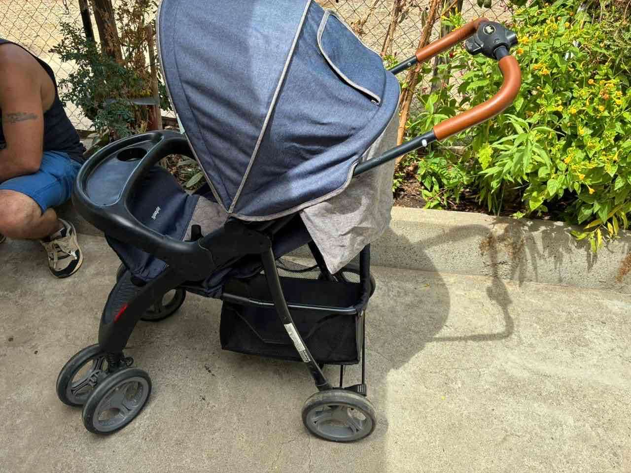 Coche de bebe Infanti con todos sus accesorios - miniatura 2