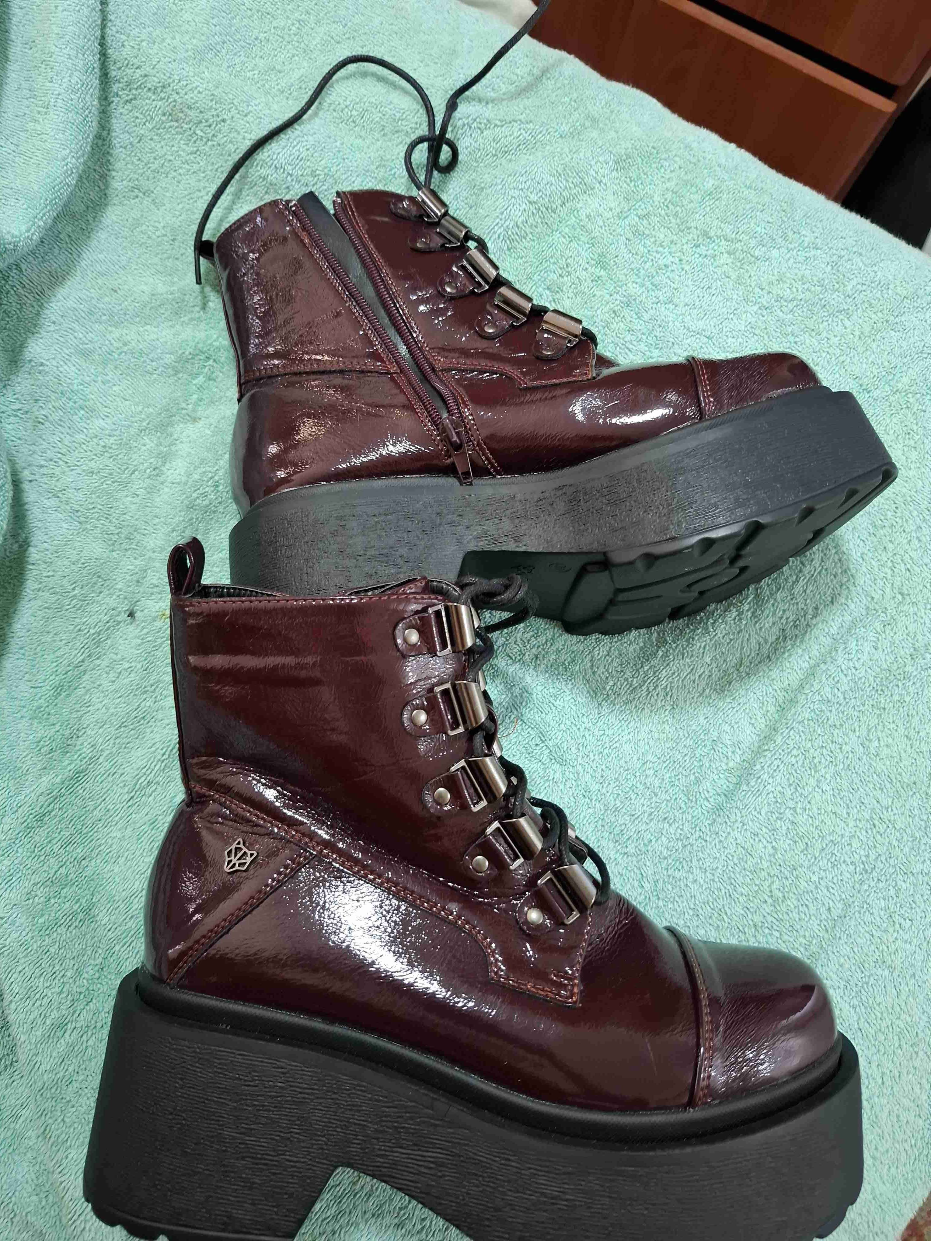 Botín Burdeo Mujer  marca  Gotta - miniatura 5