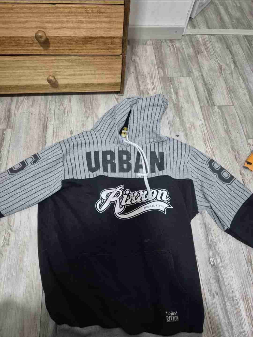 Polerón con capucha URBAN gris y negro - miniatura 3