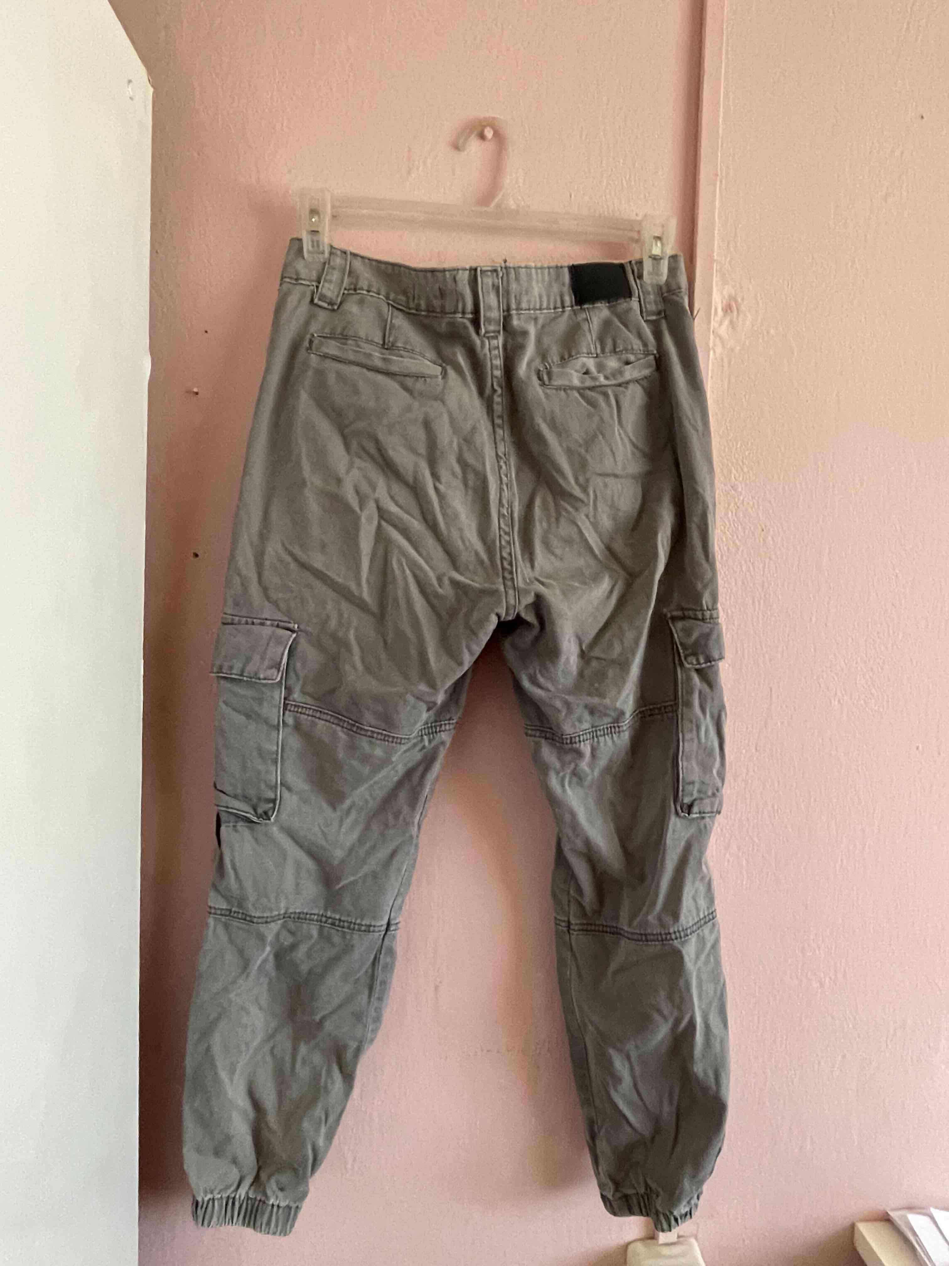 Pantalones cargo grises - miniatura 2