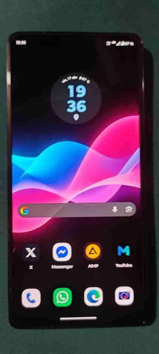 Smartphone Motorola Edge 30 Pro - miniatura 2