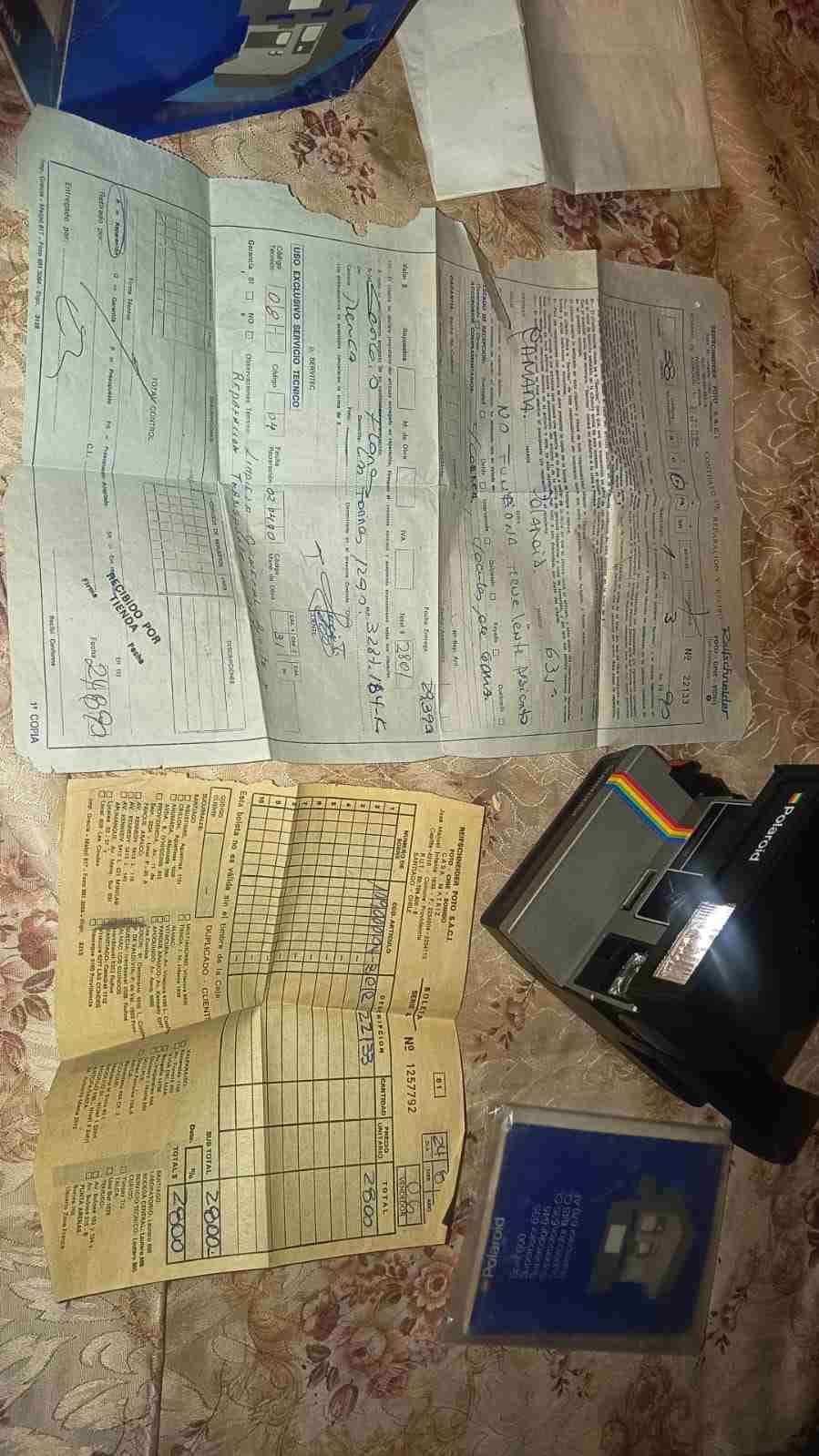 Cámara Polaroid Supercolor 635 Vintage - miniatura 2