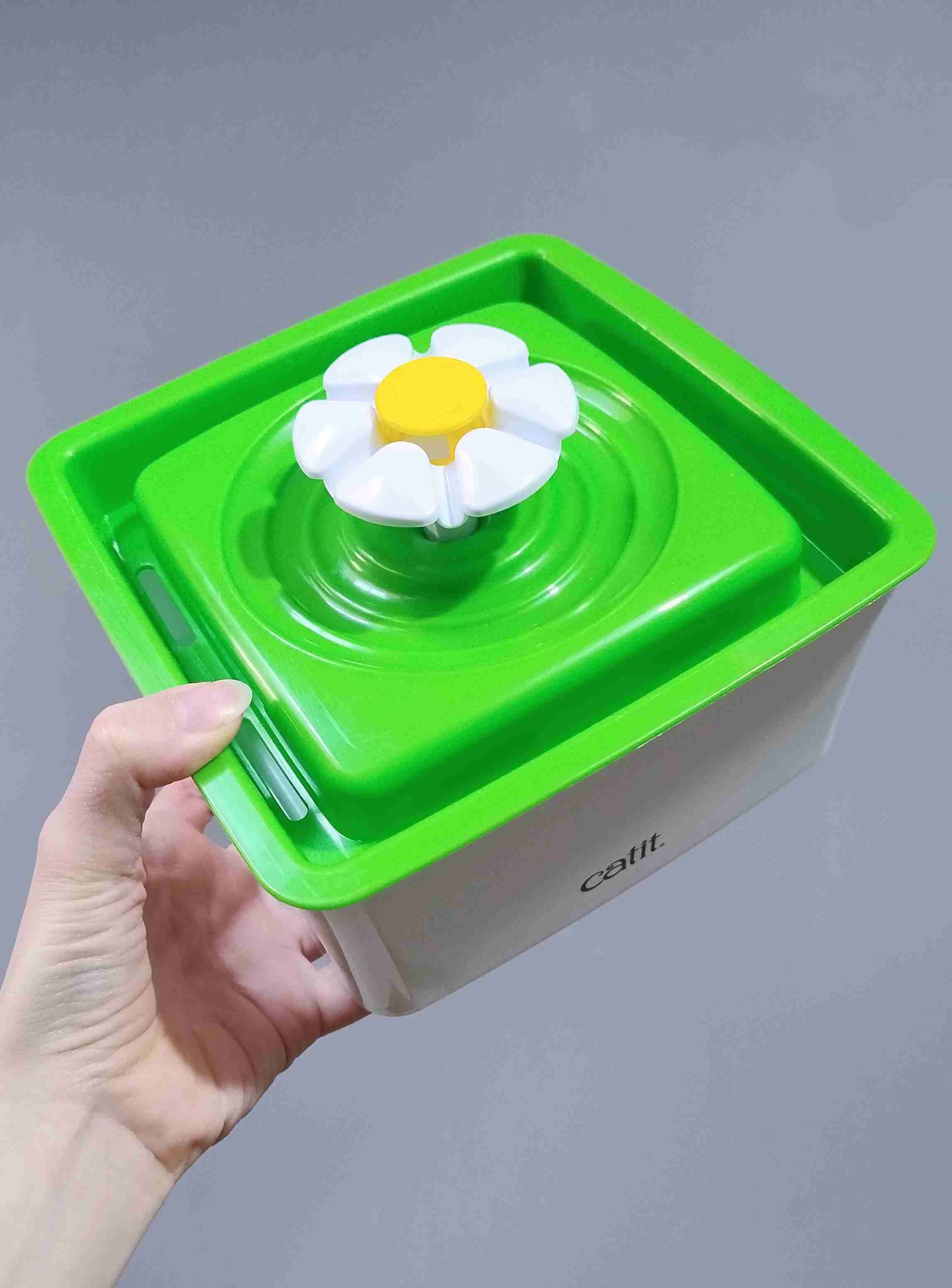 Fuente de agua para gatos Flower Mini de Catit - miniatura 3