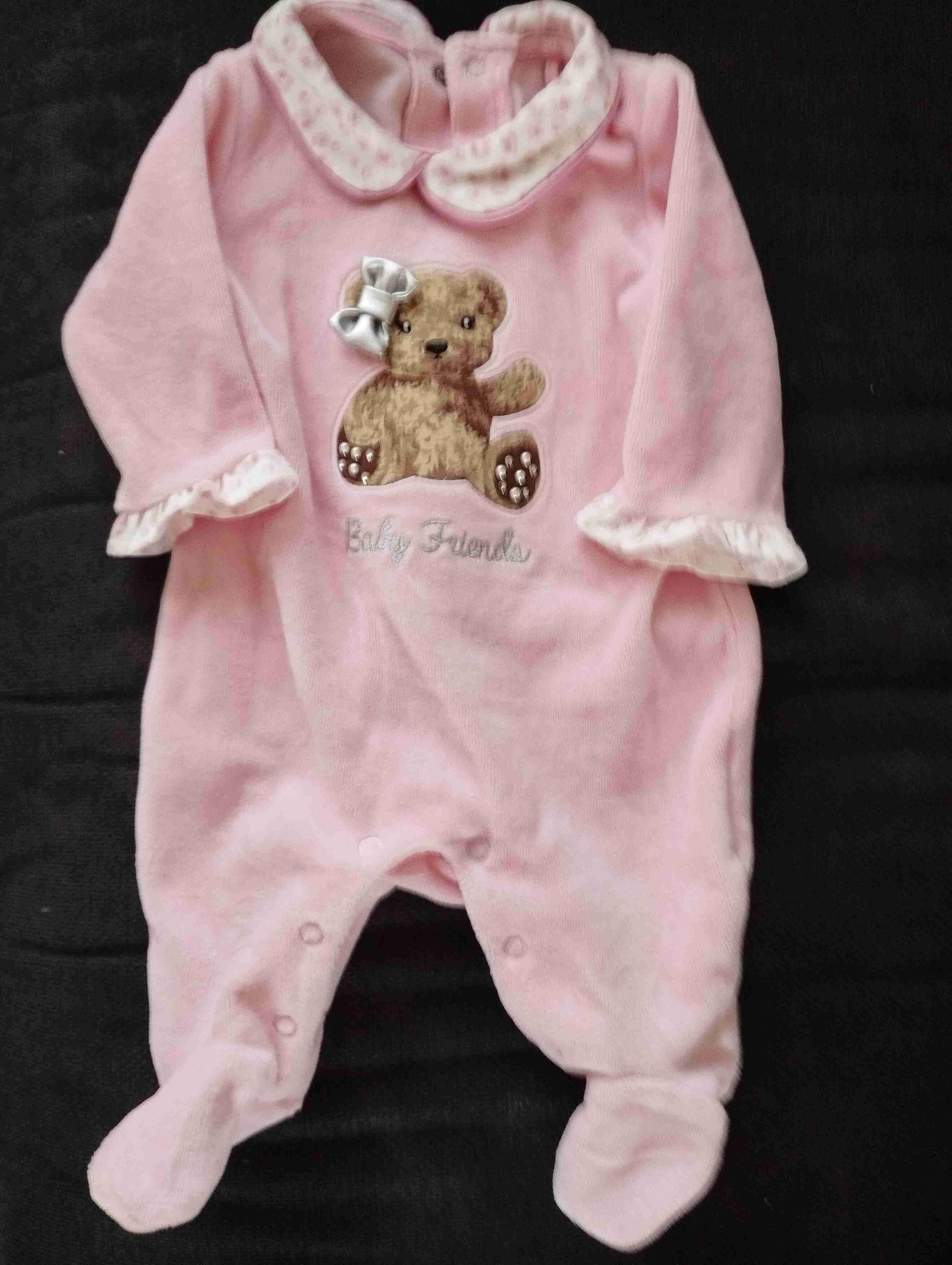 Ropa de bebé RN y pañales - miniatura 2