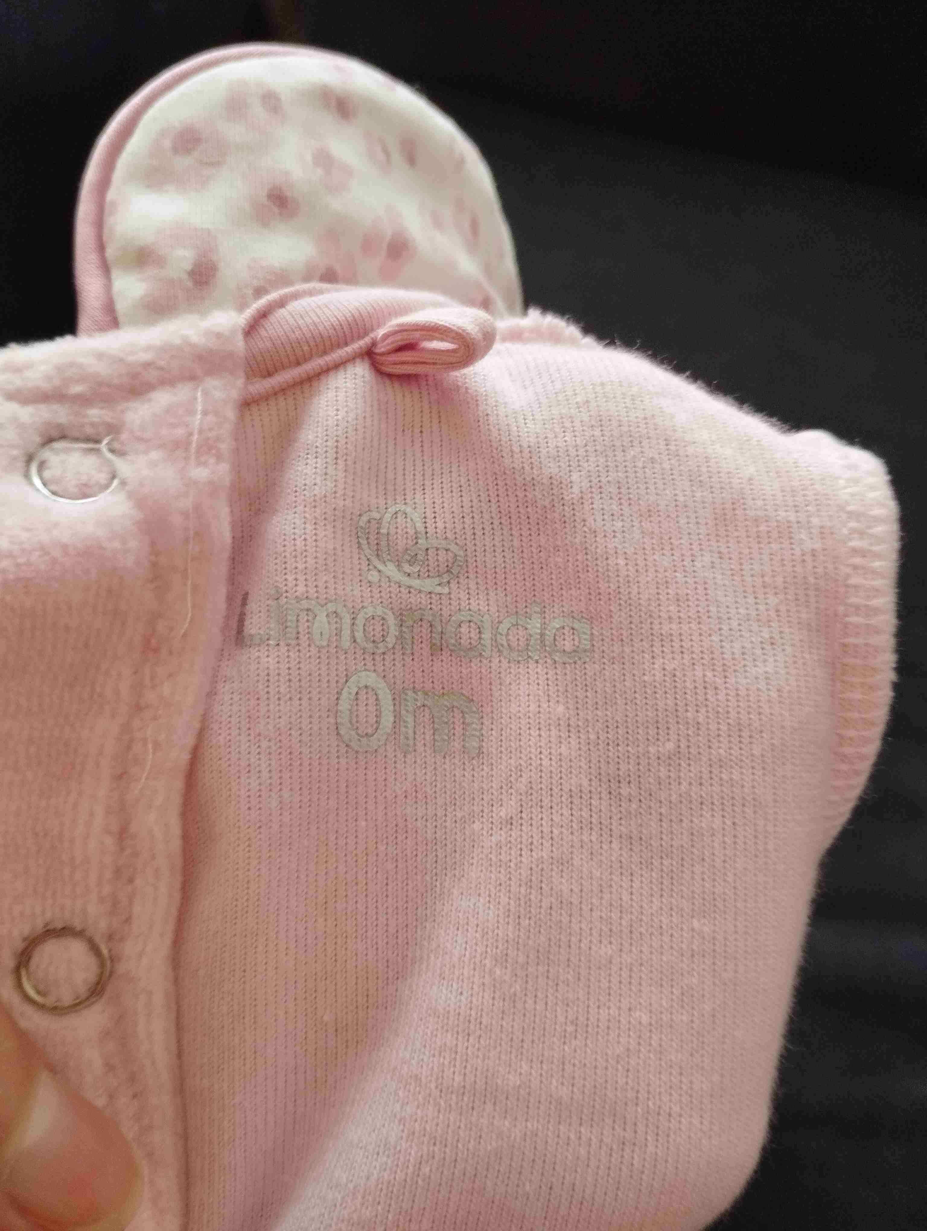 Ropa de bebé RN y pañales - miniatura 3