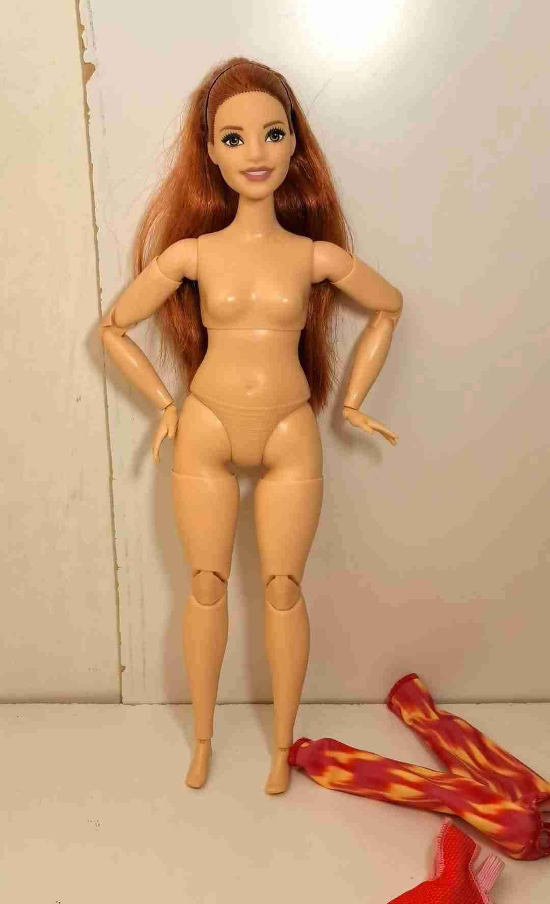Muñeca Barbie Made To Move - miniatura 2
