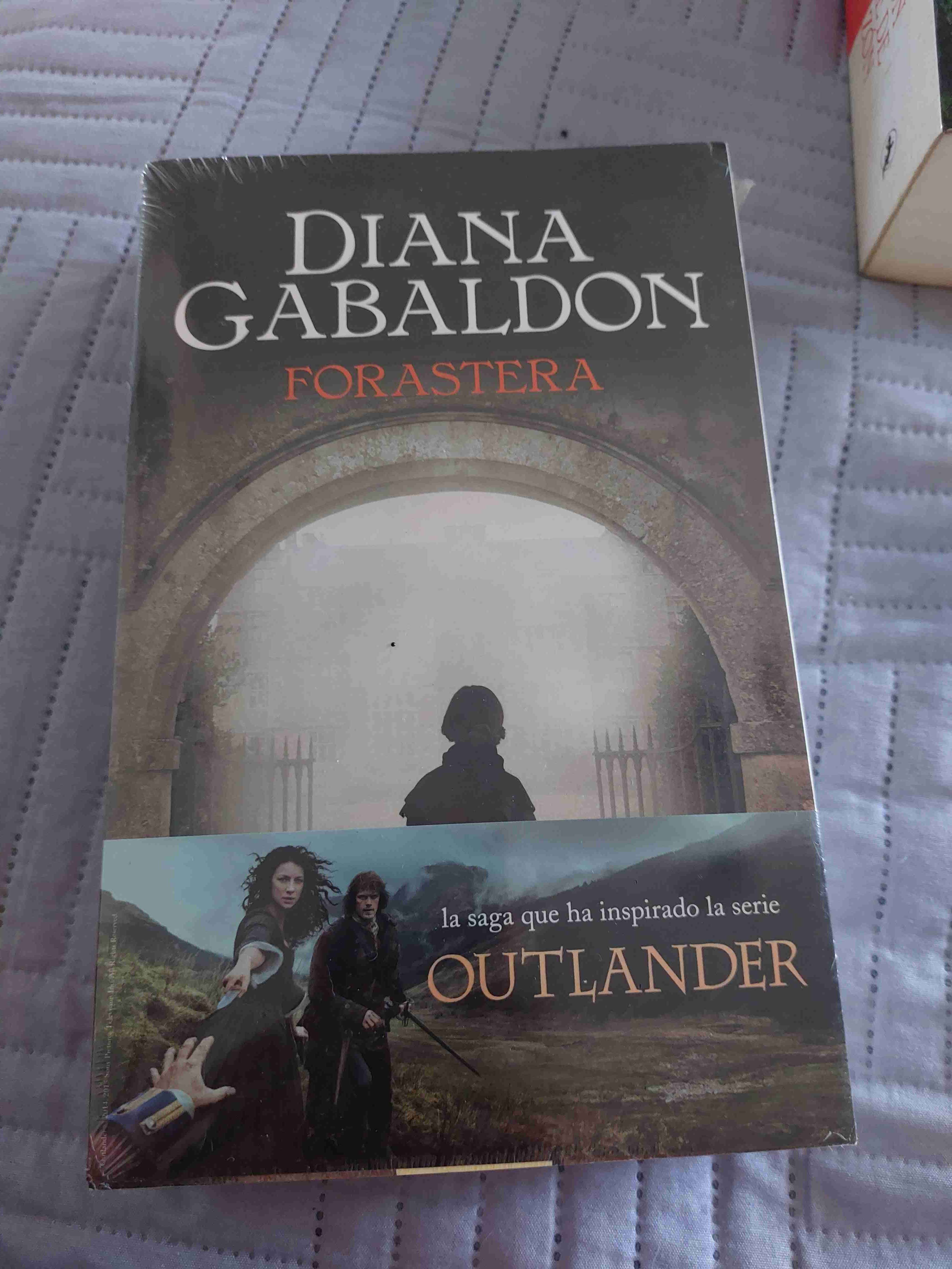 Libro Diana Gabaldon Forastera - miniatura 1