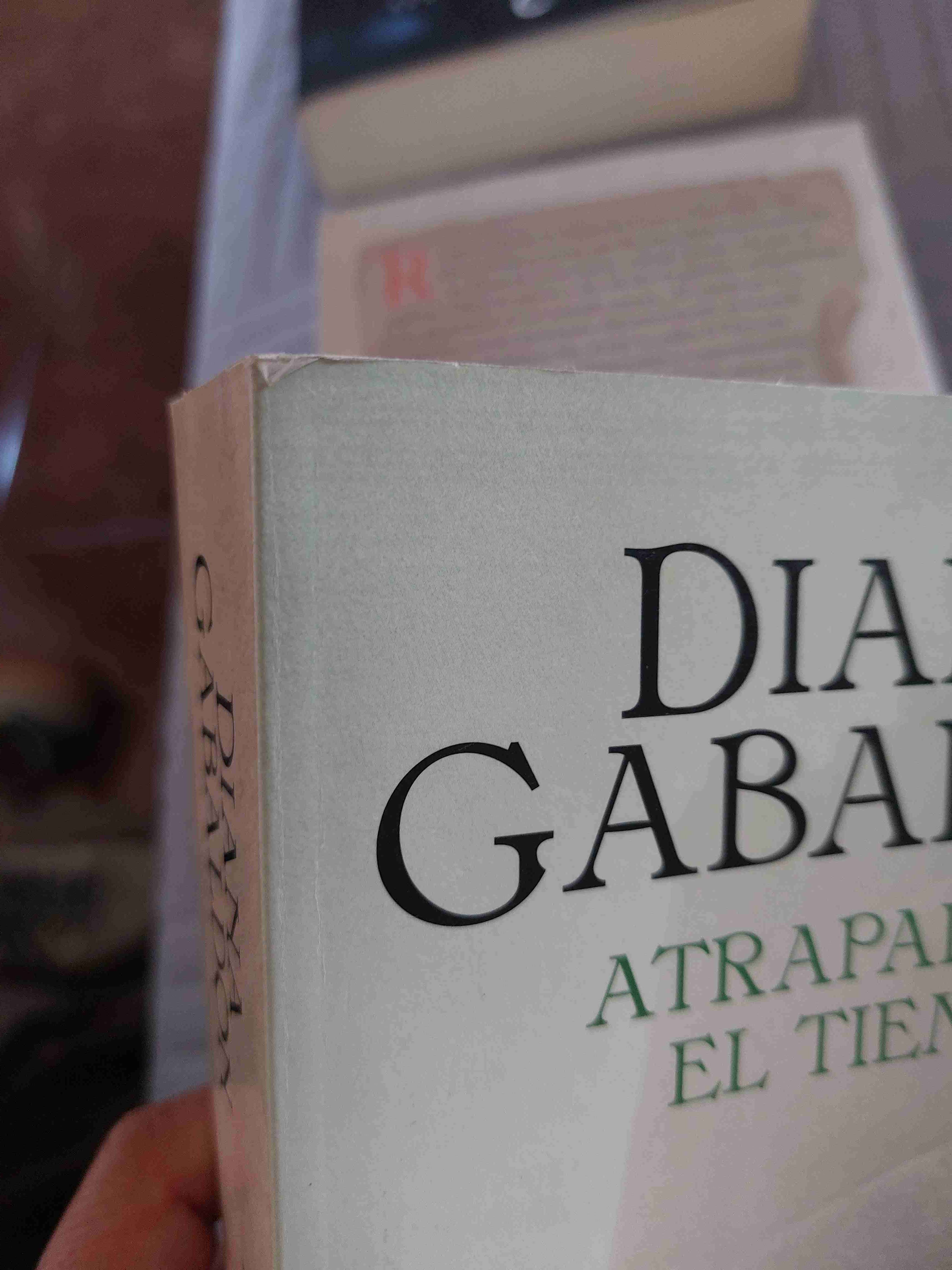 Libro Atrapada en el Tiempo - miniatura 4