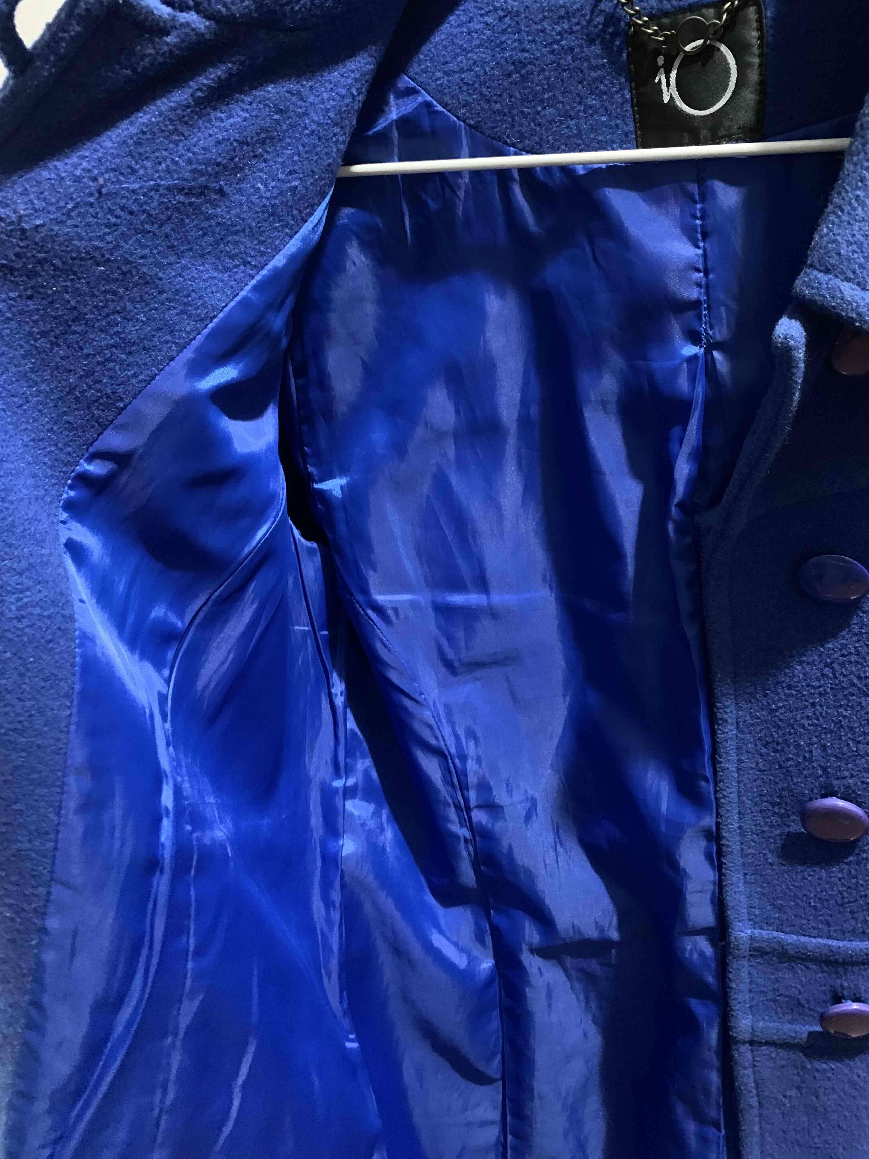 Abrigo azul con bolsillos - miniatura 4