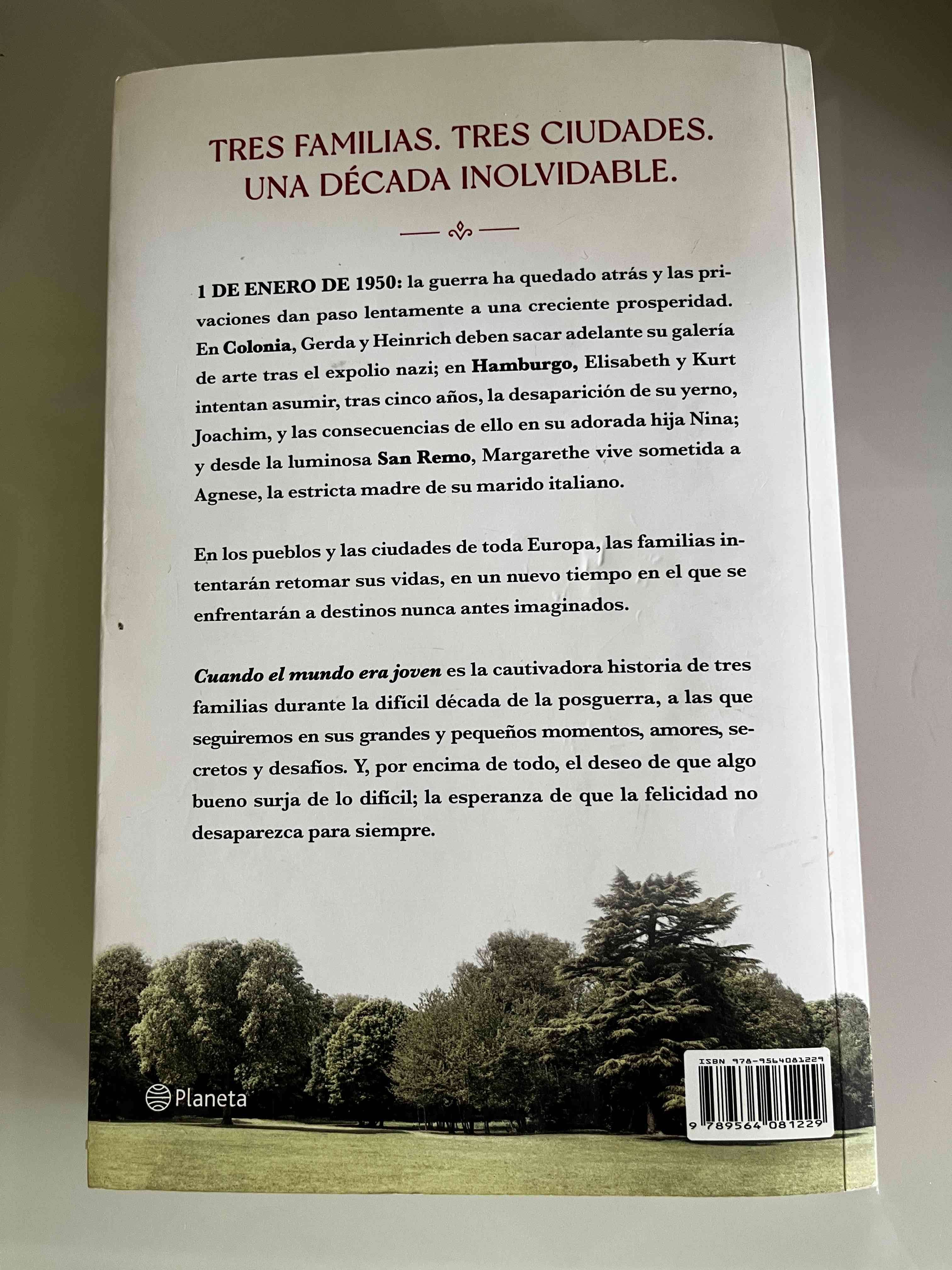 Libro 'Cuando el mundo era joven' - miniatura 2