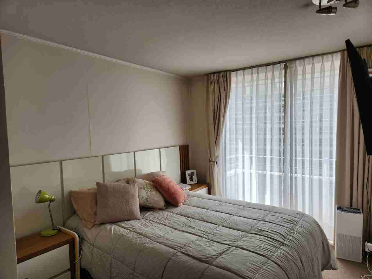 Cama 2 Plazas Rosen, tamaño grande en buen estado - miniatura 2