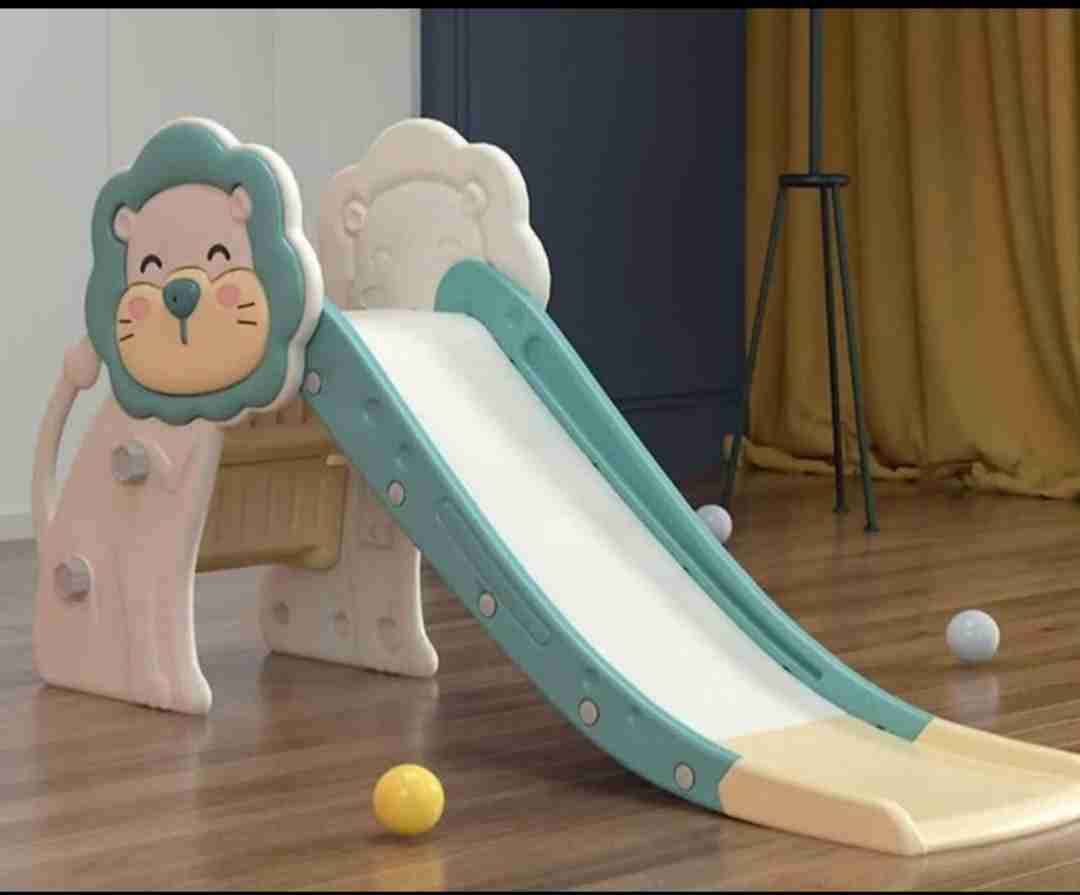 Tobogán infantil con diseño de león - miniatura 2