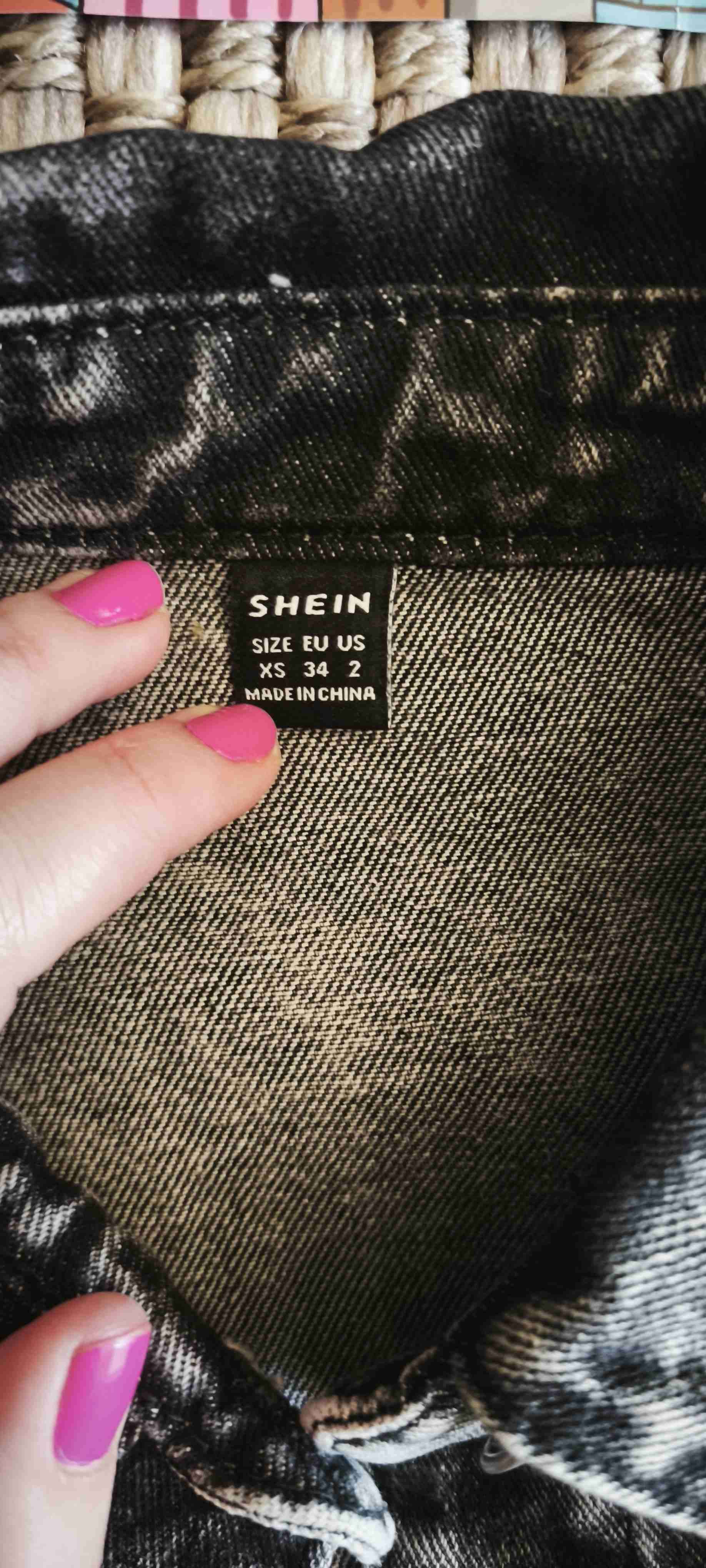 Chaqueta de mezclilla negra gastada - miniatura 4