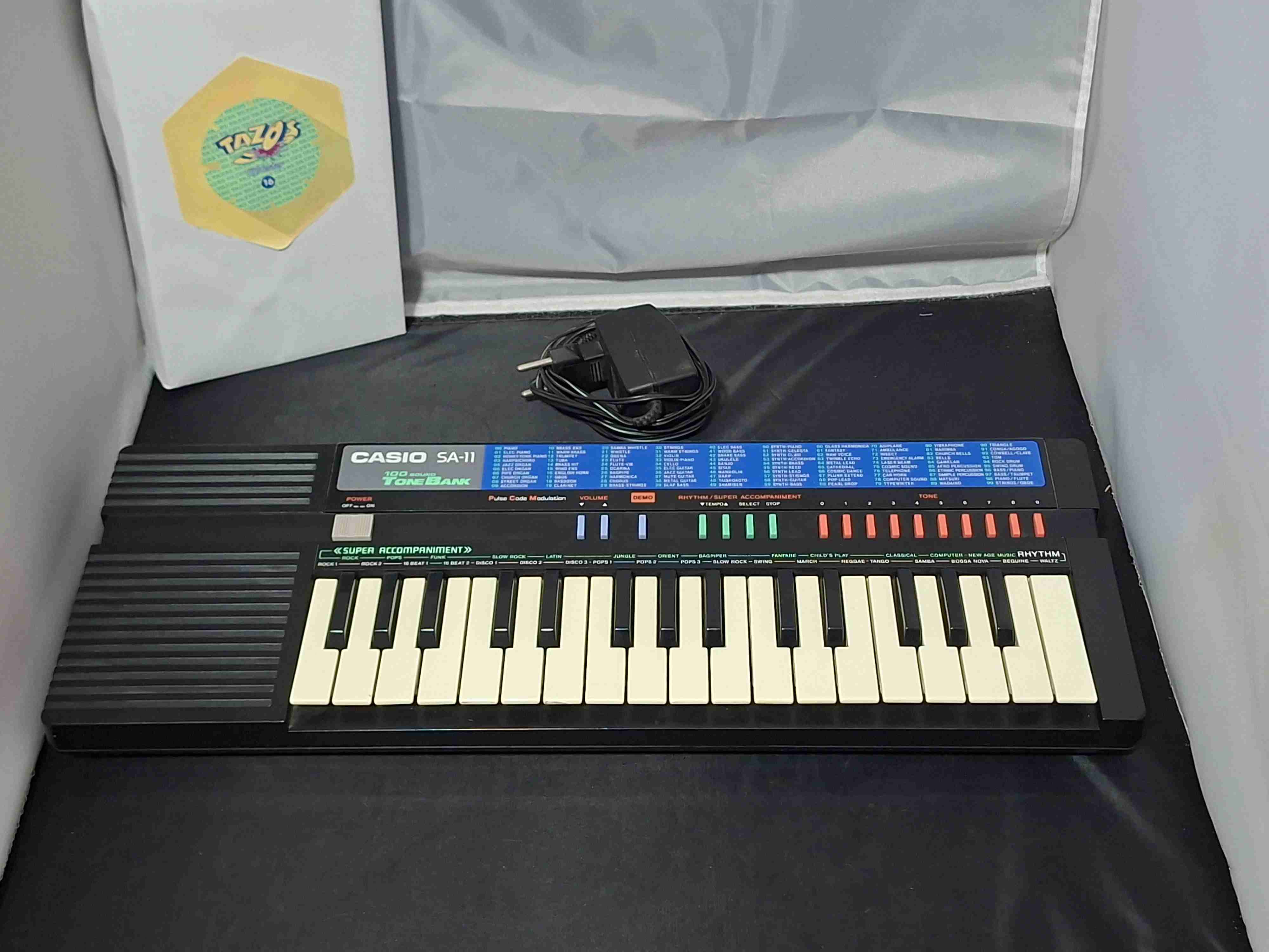 Teclado Casio SA-11 con adaptador - miniatura 4